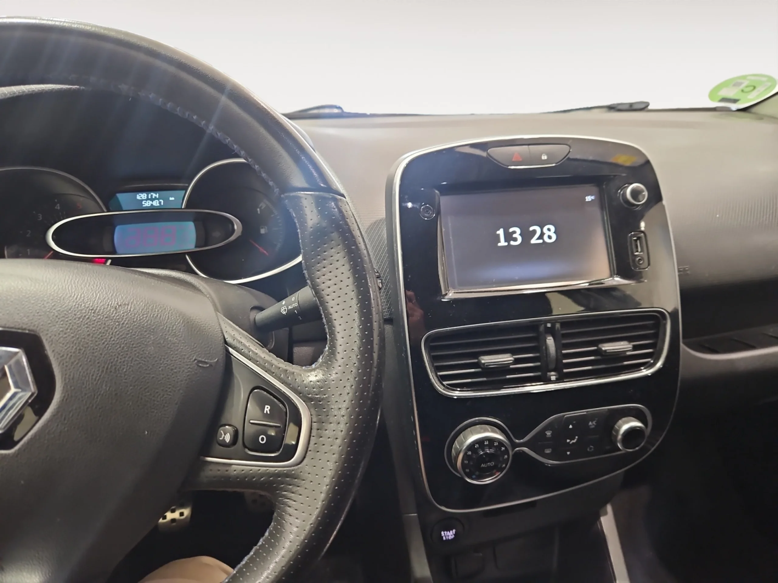 RENAULT CLIO SPORT TOUR GT LINE - Foto 13