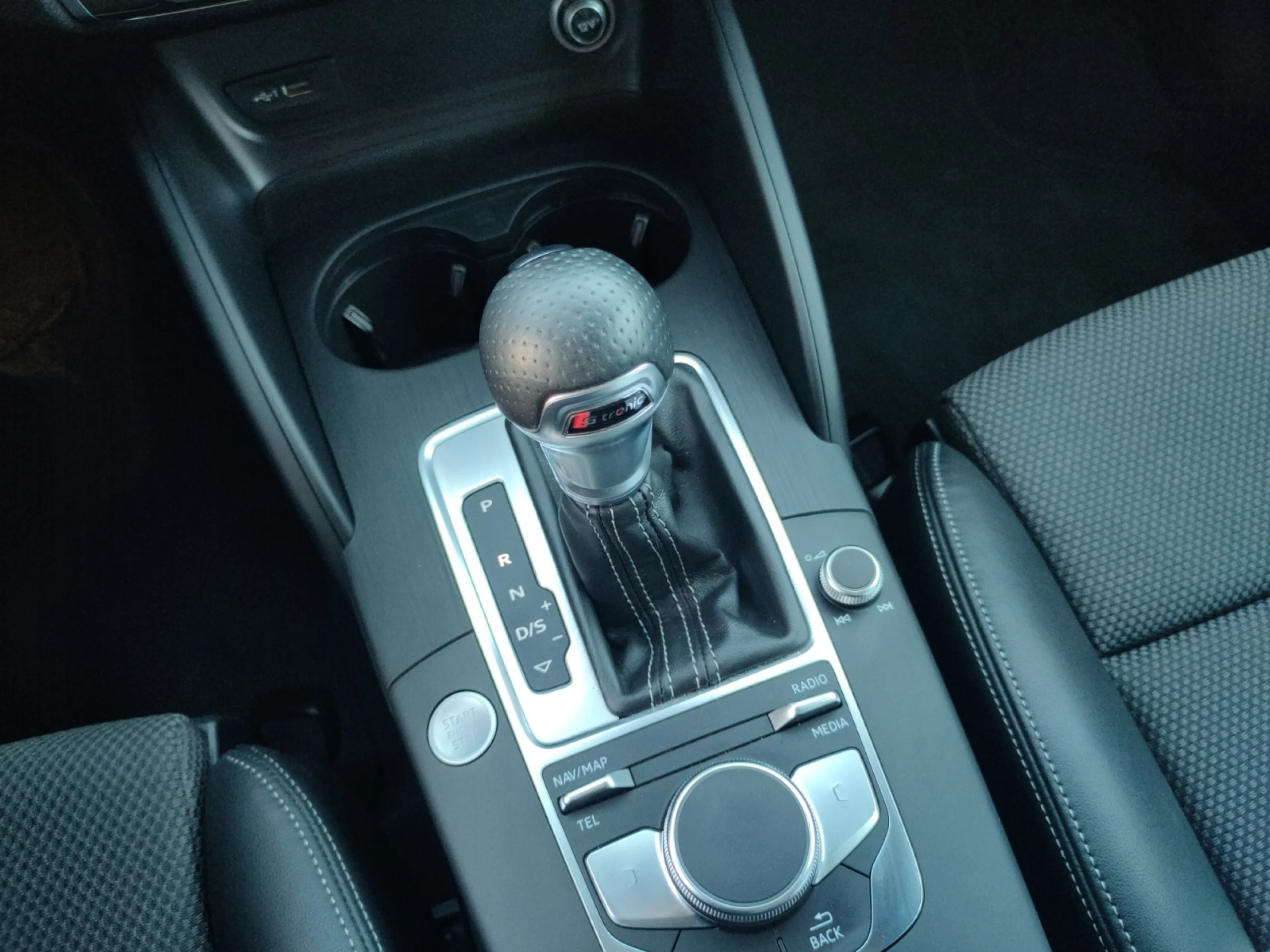 AUDI A3 SEDAN BLACK LINE 35 TDI 110KW S TRONIC - Foto 14