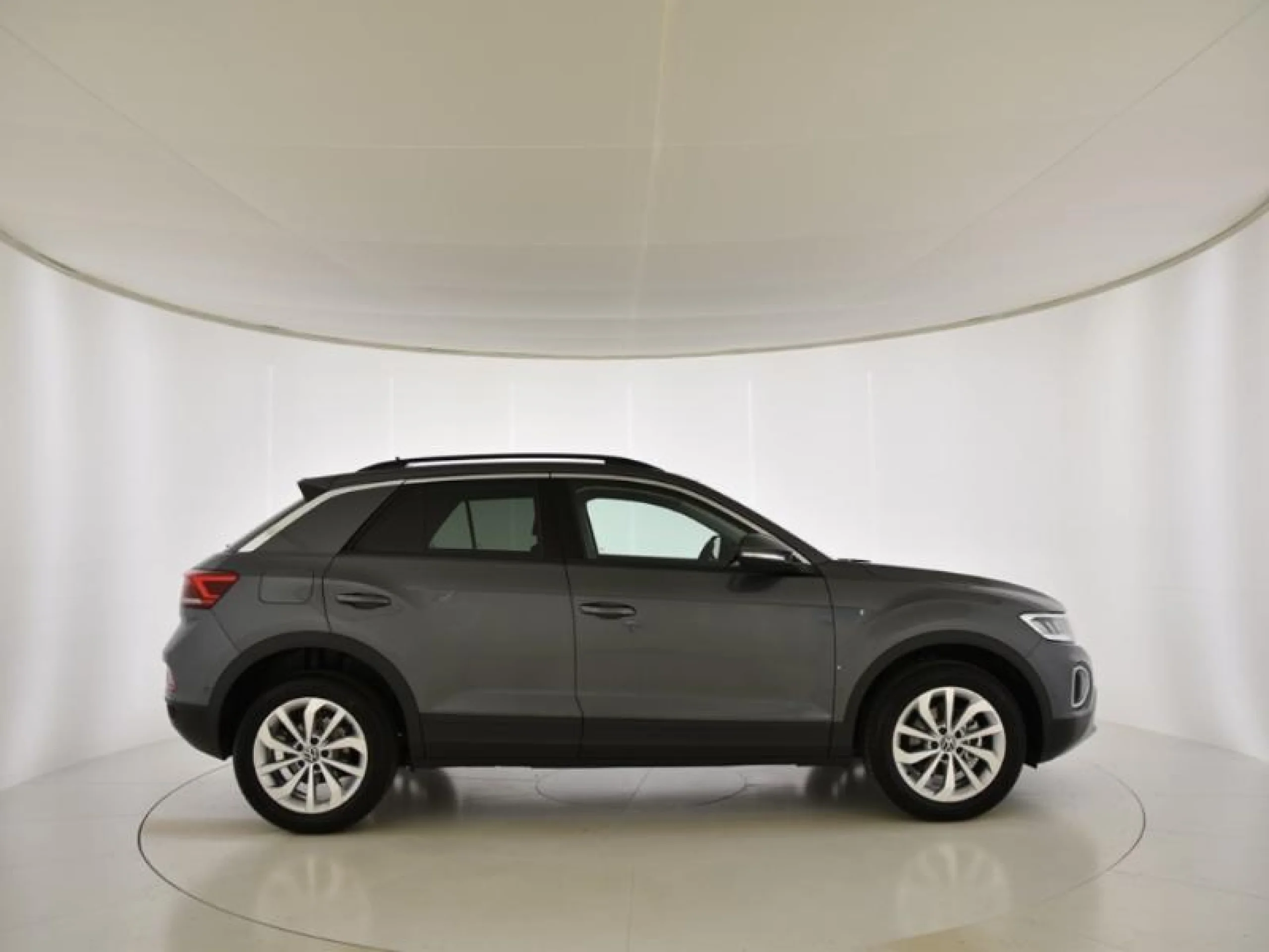VOLKSWAGEN T ROC LIFE 1.0 TSI 81KW (110CV) - Foto 3