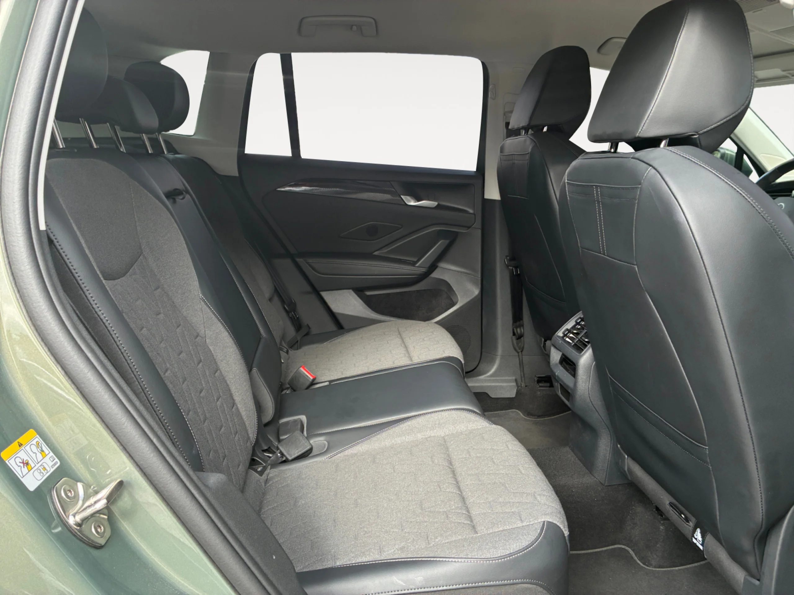 VOLKSWAGEN TIGUAN ··MÁS·· 1.5 TSI EHYBRID 150KW (204CV) DSG - Foto 6