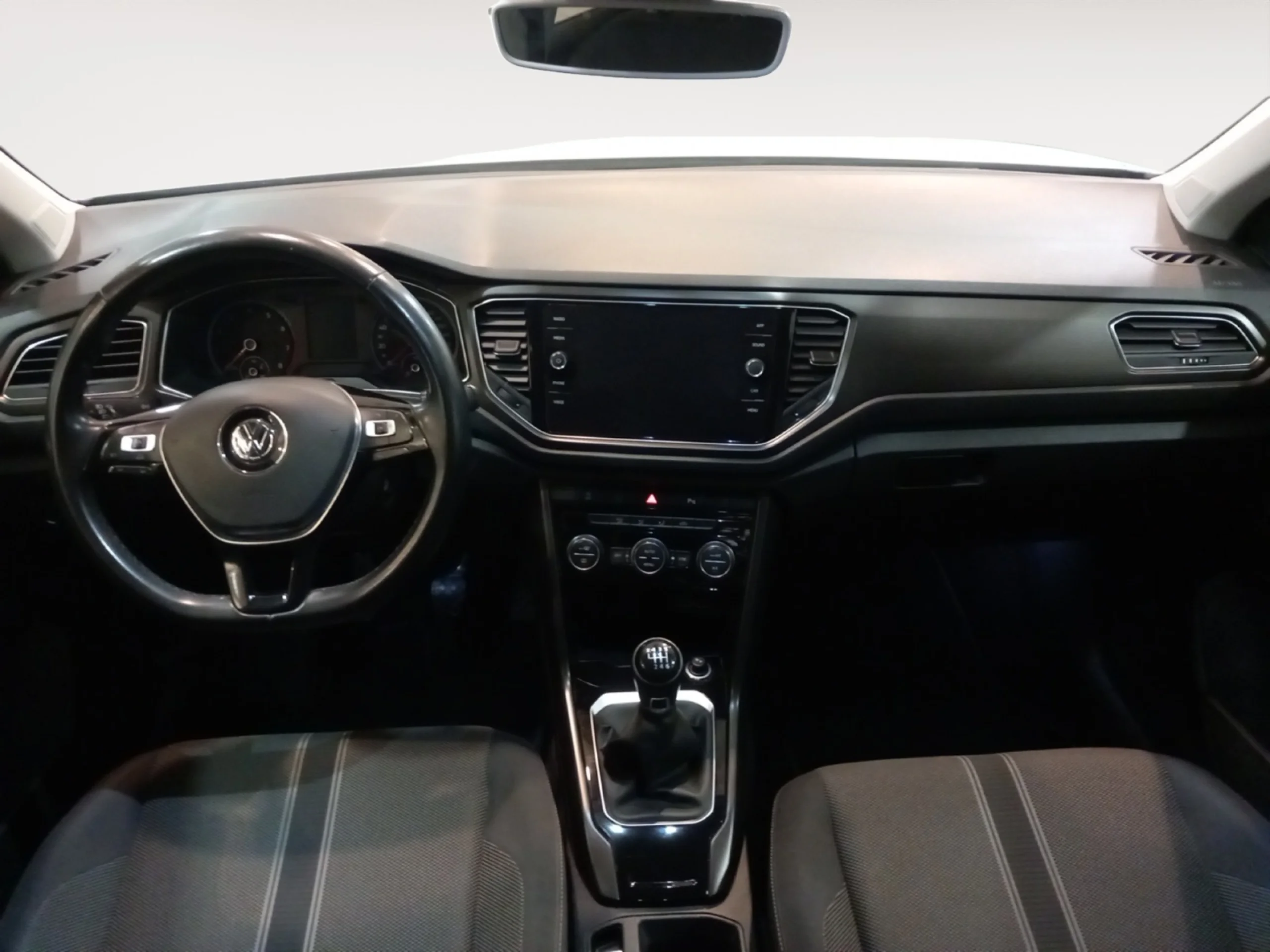 VOLKSWAGEN T ROC ADVANCE STYLE 1.0 TSI 85KW (115CV) - Foto 4