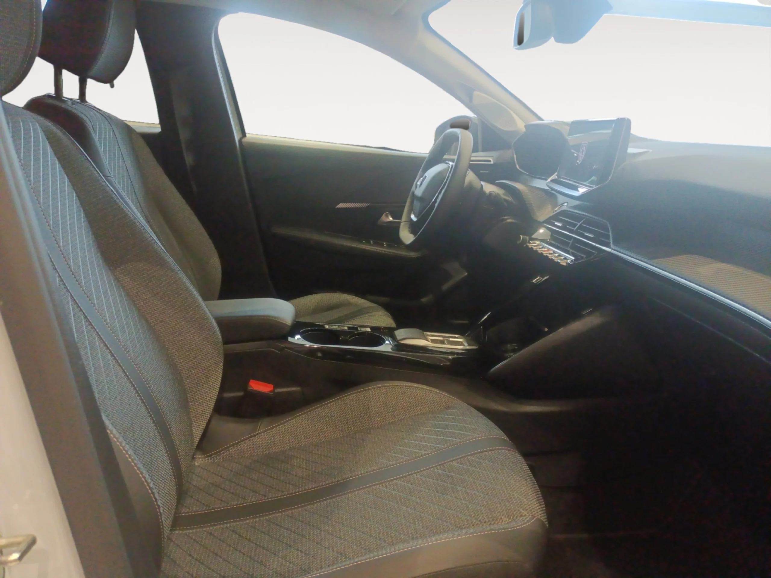 PEUGEOT 208 ALLURE HYBRID 110 EDCS6 - Foto 5