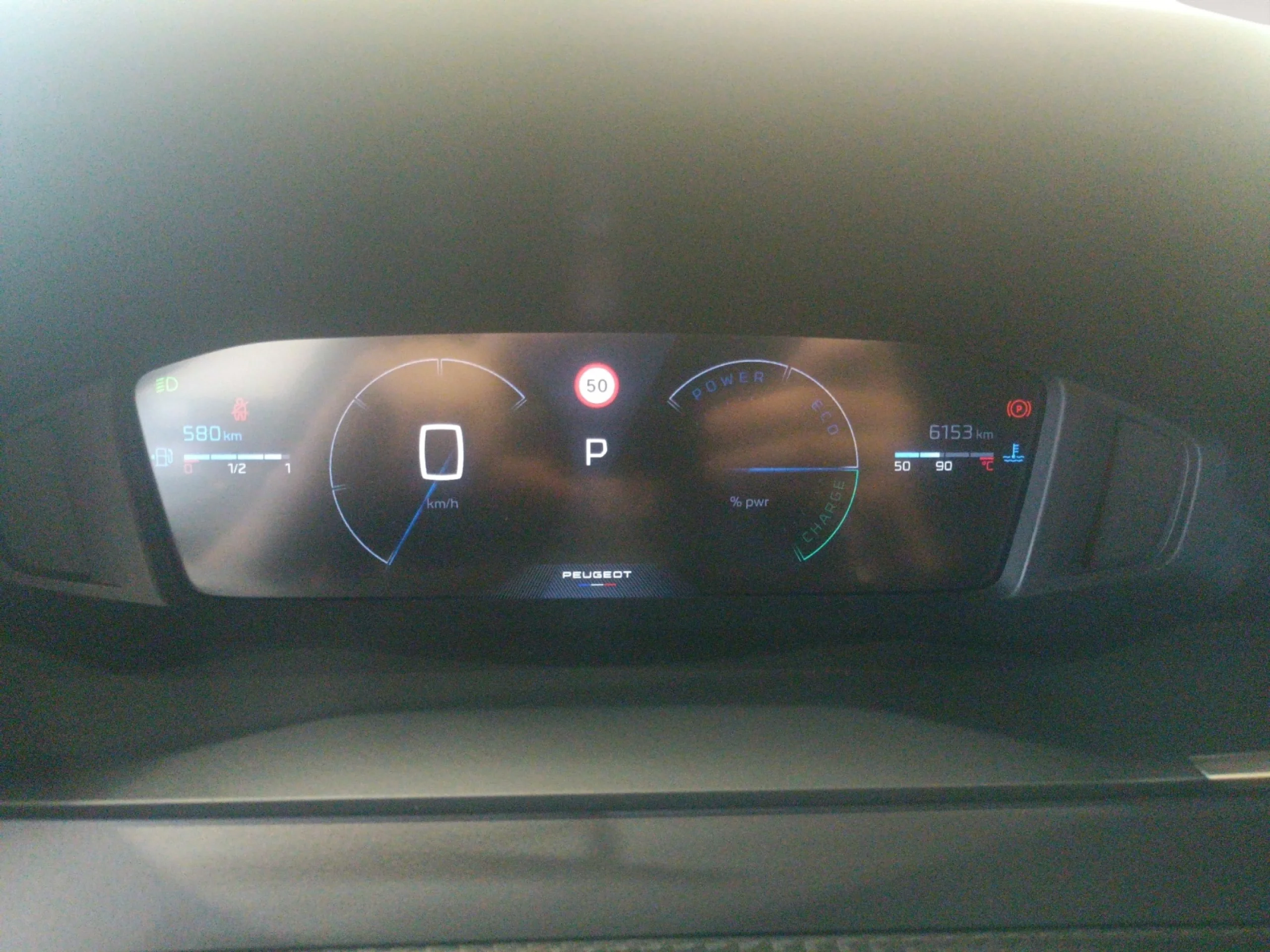 PEUGEOT 208 ALLURE HYBRID 110 EDCS6 - Foto 7