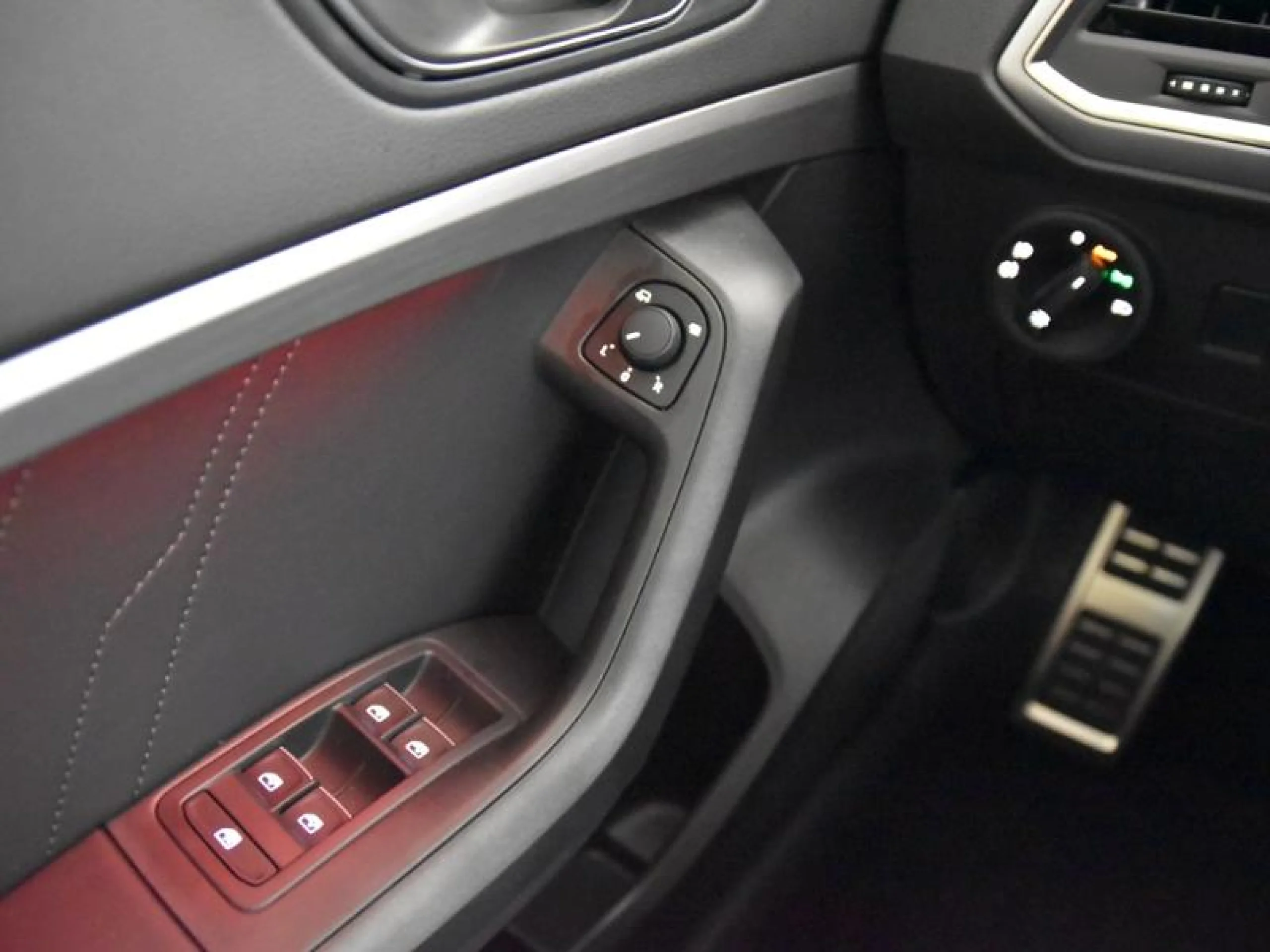 SEAT ATECA 1.5 TSI 110KW DSG FR SPECIAL EDITION - Foto 18