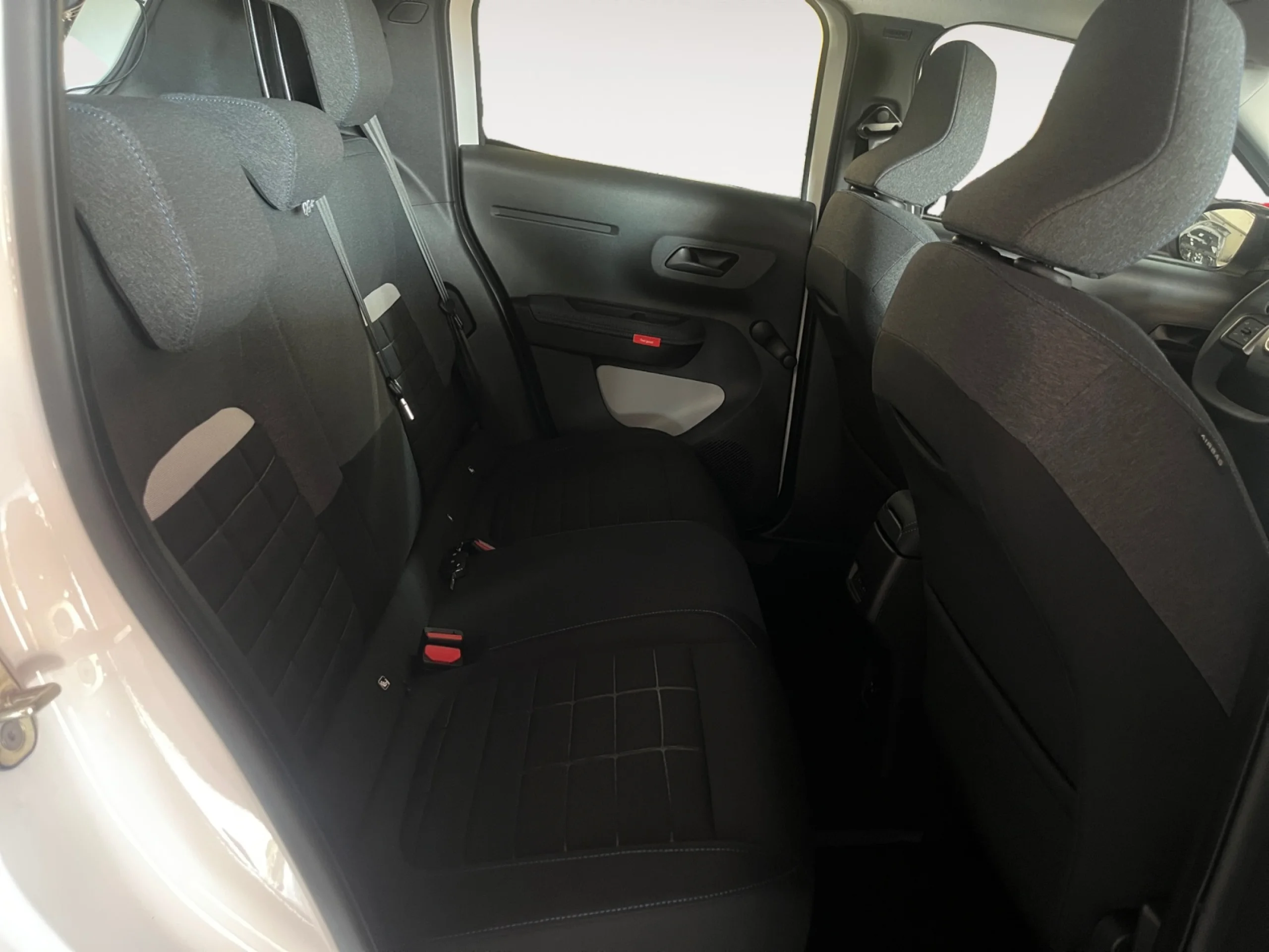 CITROEN C3 HYBRID 110 E DSC6 BUSINESS - Foto 6