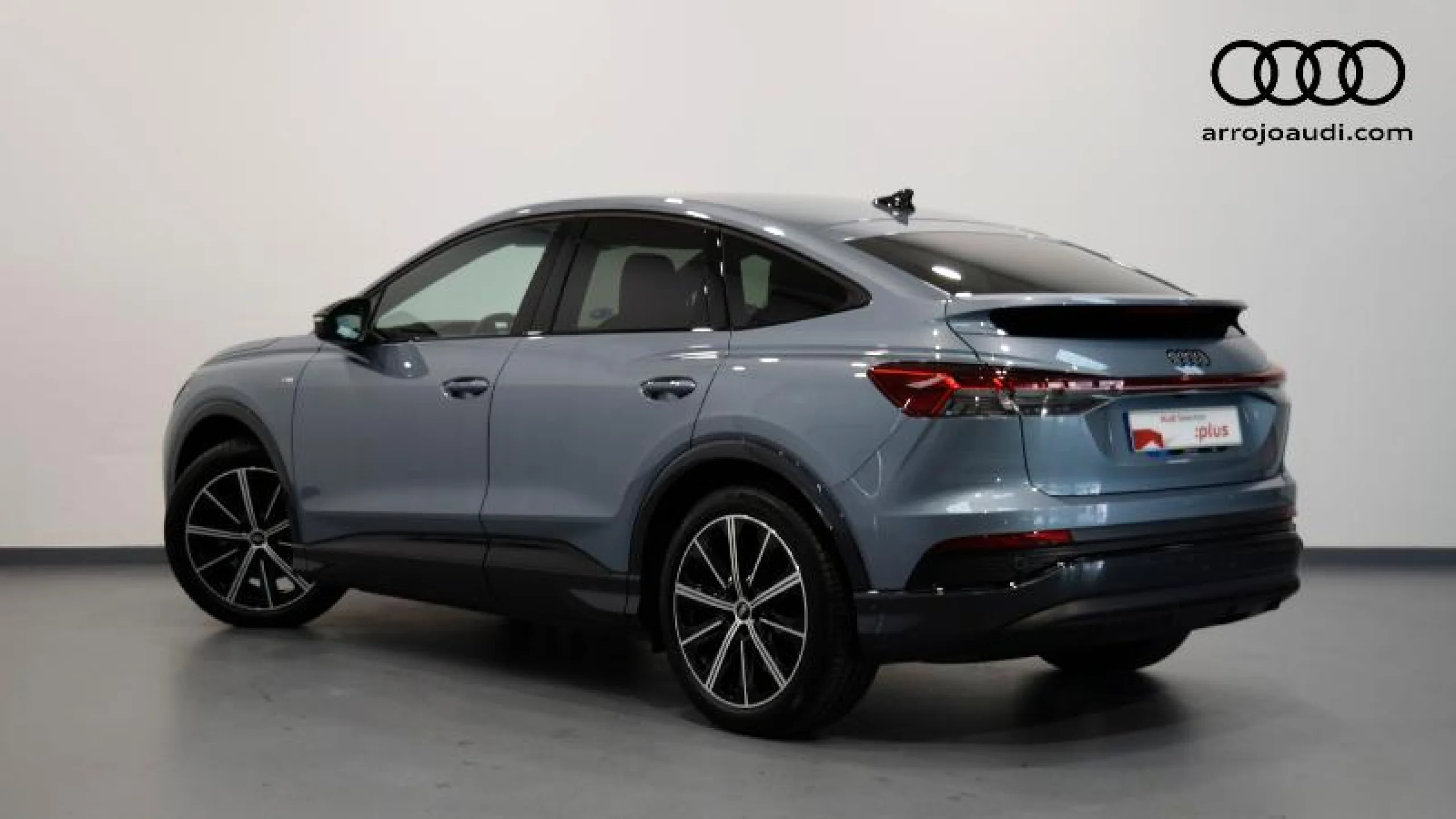 AUDI Q4 SPORTBACK E TRON BLACK LINE EDITION 40 E TRON 150KW 82KWH - Foto 2