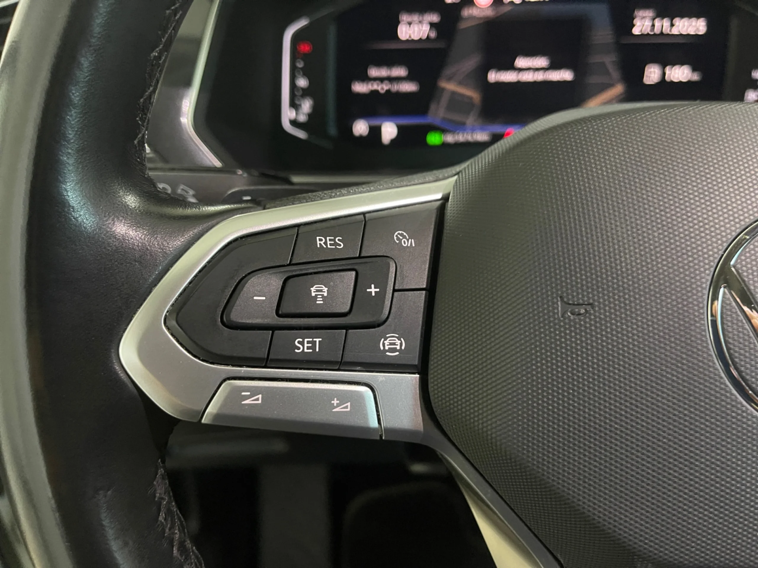 VOLKSWAGEN TIGUAN ALLSPACE LIFE 2.0 TDI 110KW (150CV) DSG - Foto 9