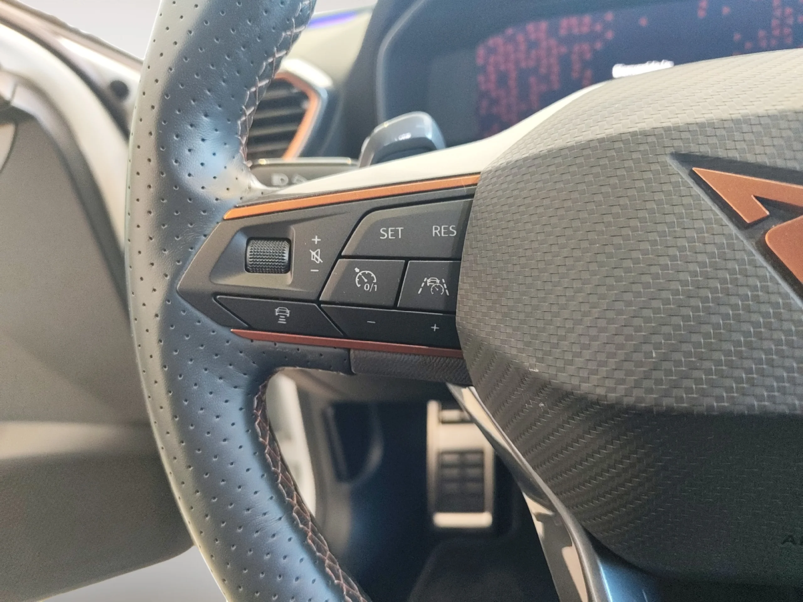 CUPRA LEON 1.5 TSI E HYBRID 150W (204CV) DSG - Foto 10