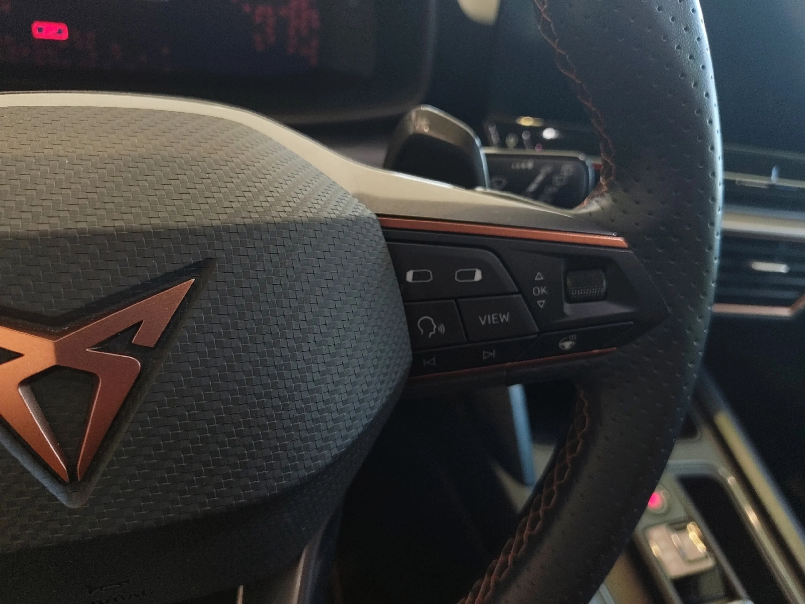 CUPRA LEON 1.5 TSI E HYBRID 150W (204CV) DSG - Foto 11