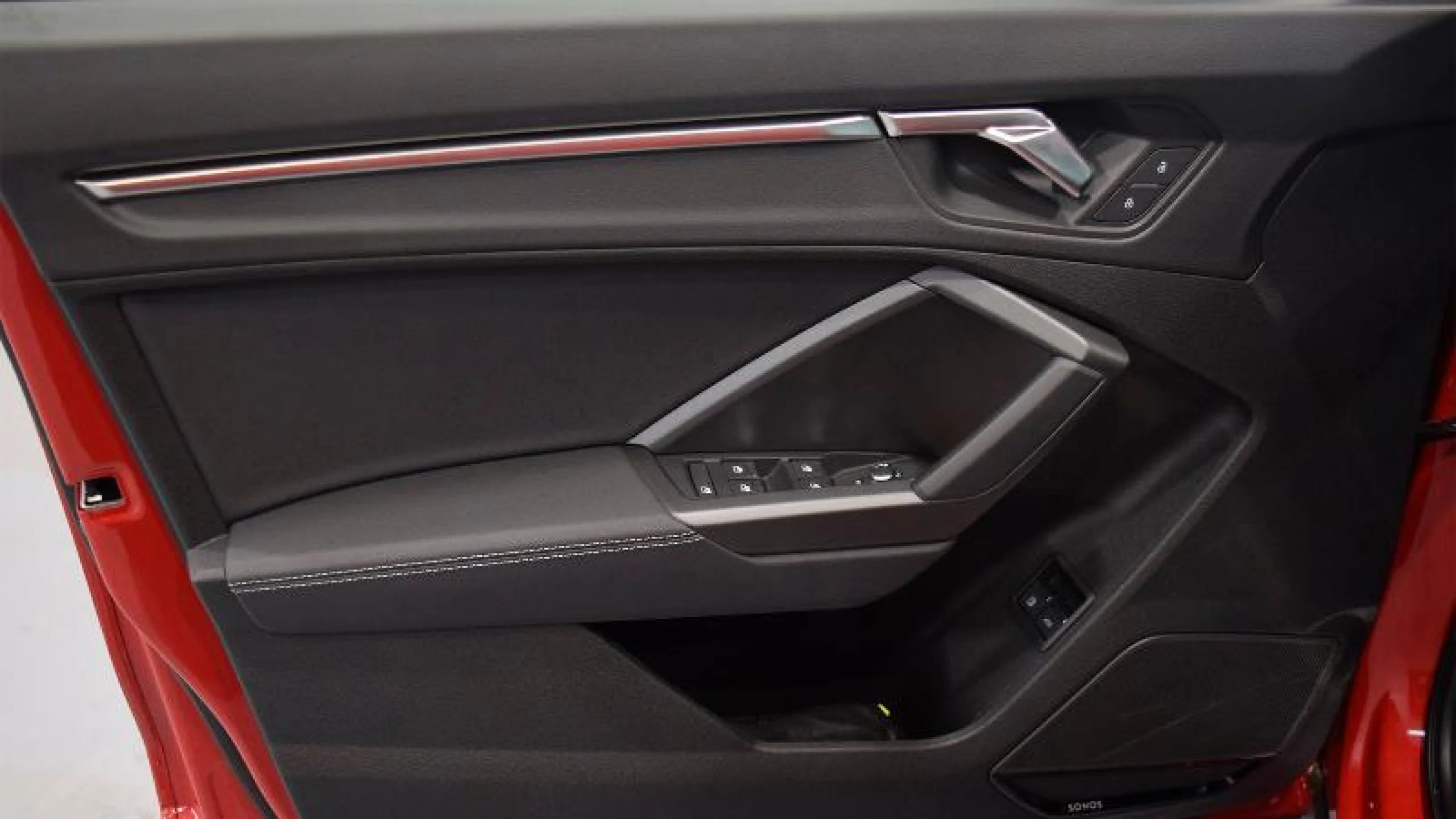 AUDI Q3 45 TFSI E 180KW S TRONIC BLACK LINE - Foto 14