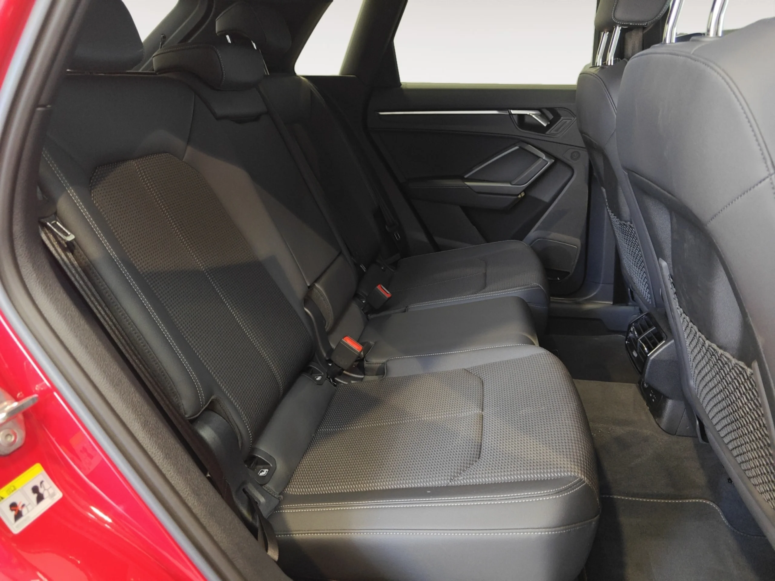 AUDI Q3 45 TFSI E 180KW S TRONIC BLACK LINE - Foto 8