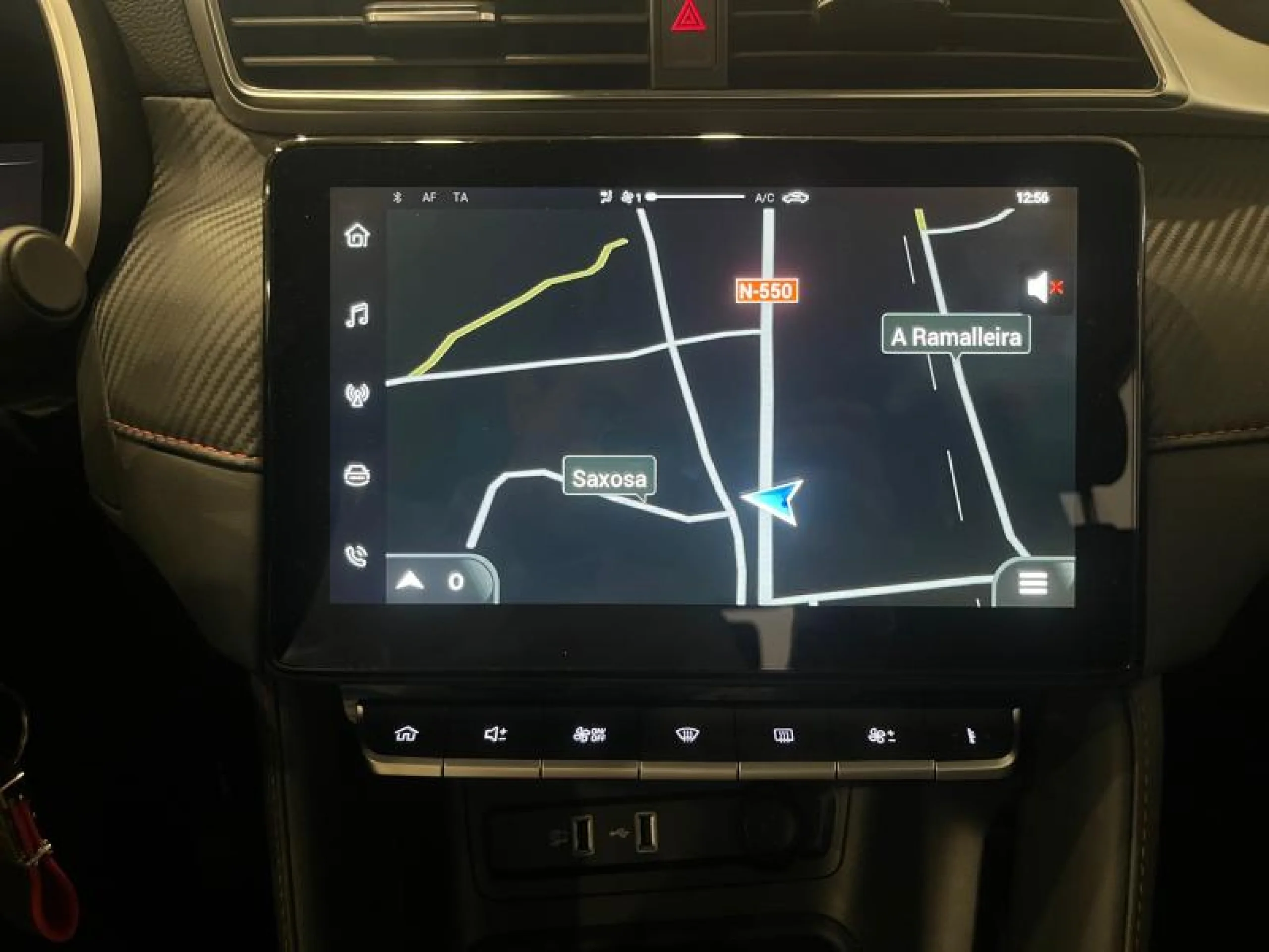 MG Zs 1.5 LUXURY - Foto 12