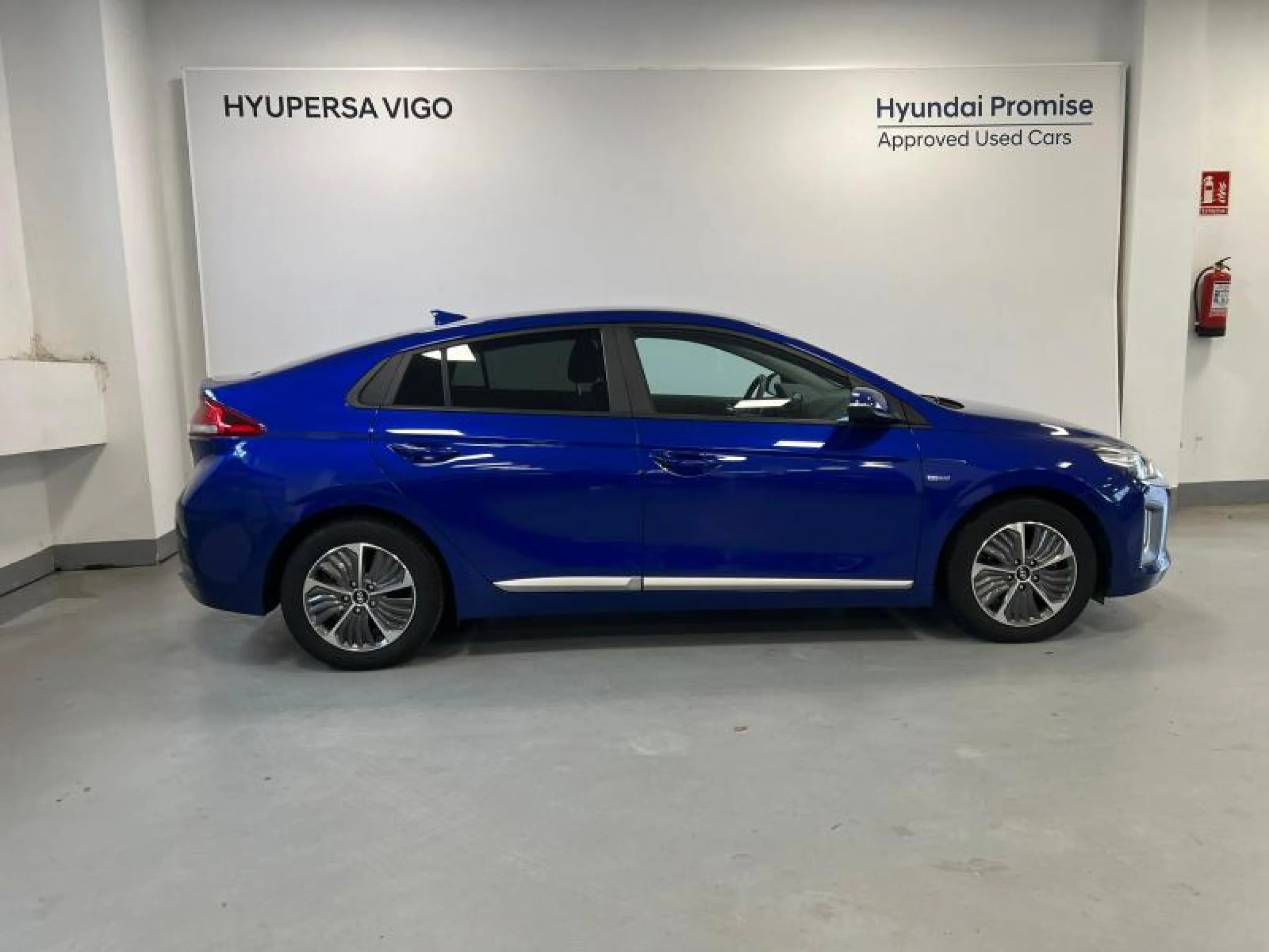 HYUNDAI IONIQ 1.6 GDI PHEV KLASS DCT - Foto 2
