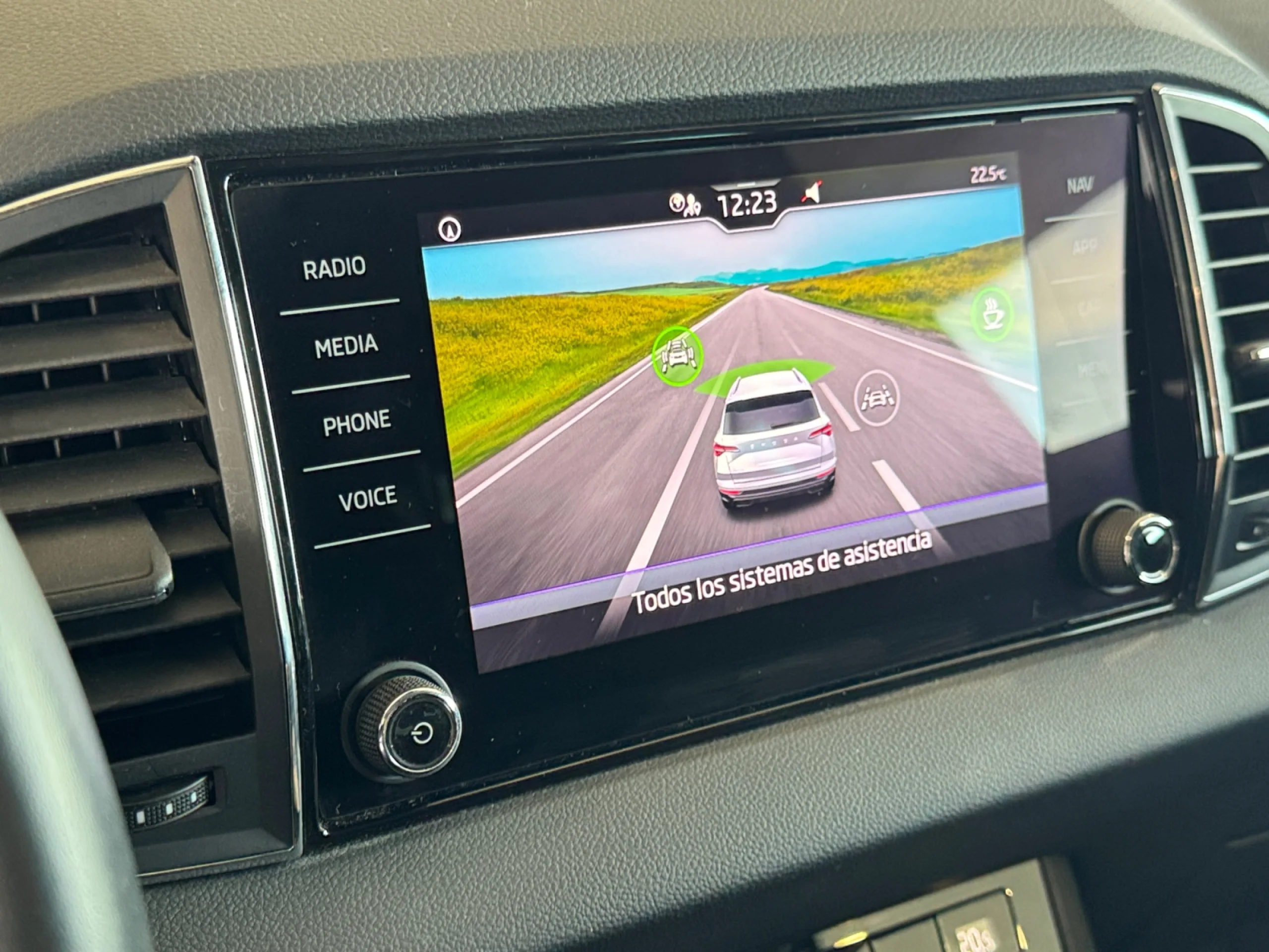 SKODA KAROQ 2.0 TDI 85KW (115CV) AMBITION - Foto 15