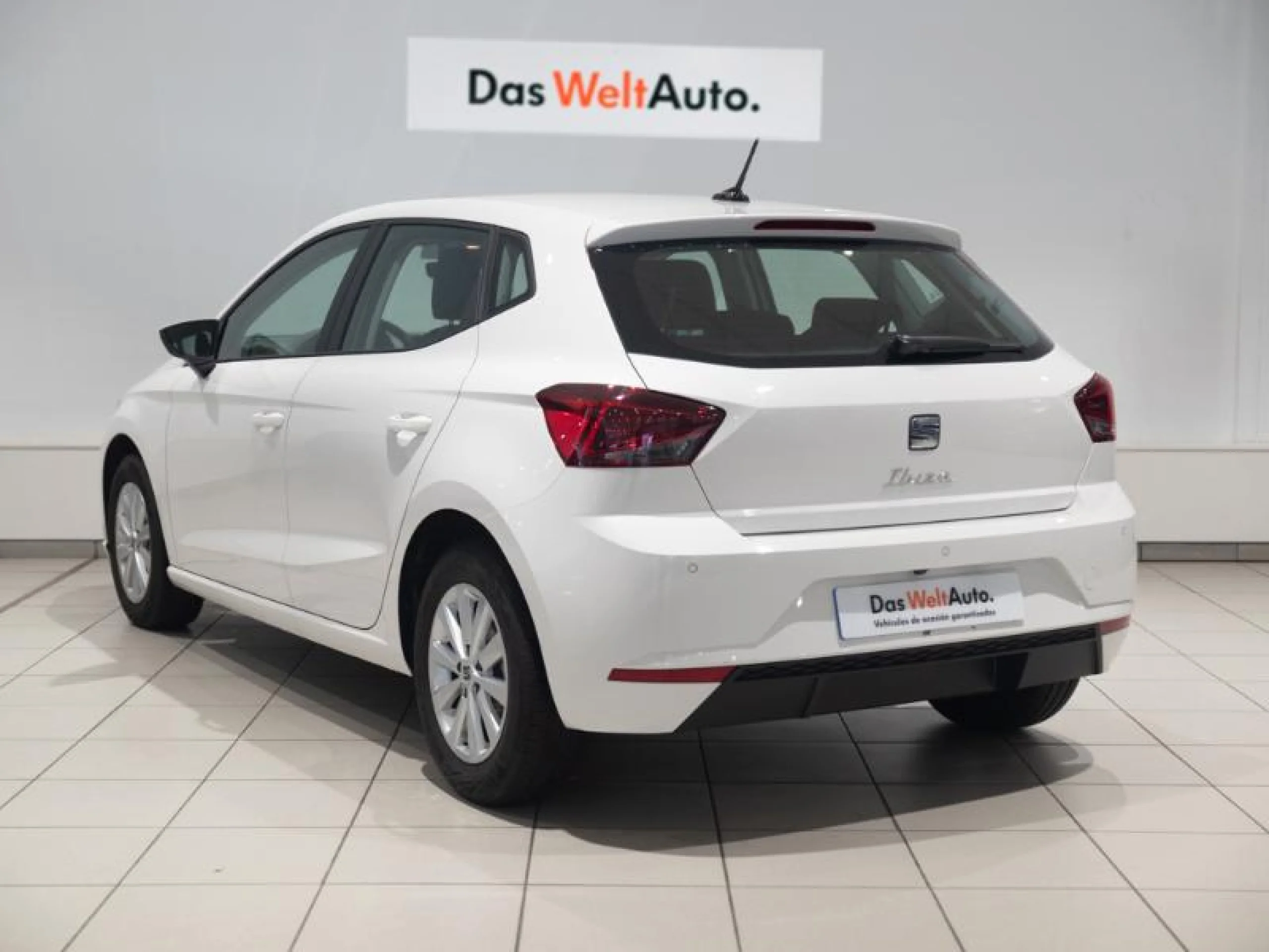 SEAT IBIZA 1.0 MPI 59KW (80CV) STYLE XL - Foto 2
