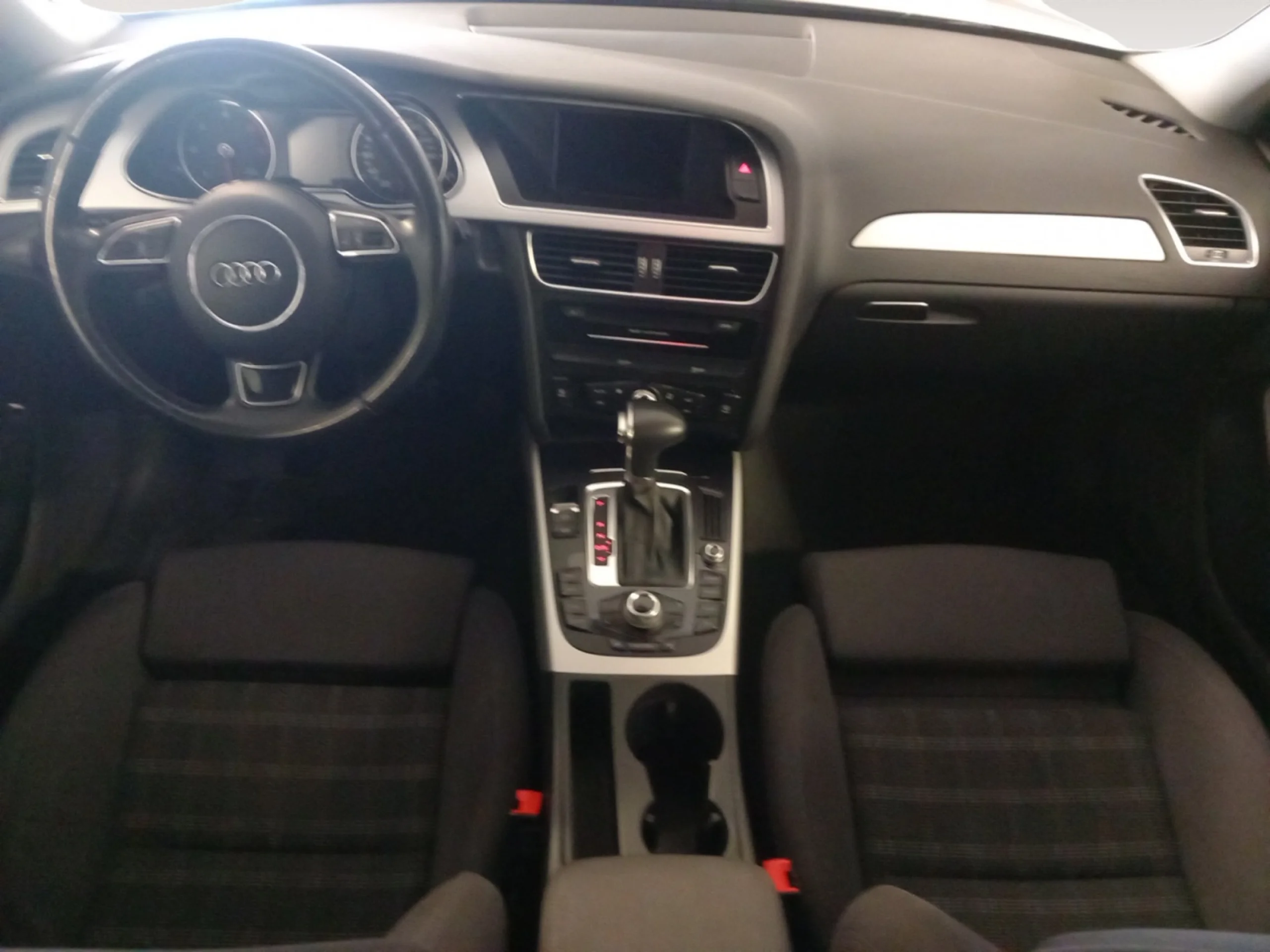 AUDI A4 2.0 TDI 150CV MULTITRONIC S LINE EDITION - Foto 4