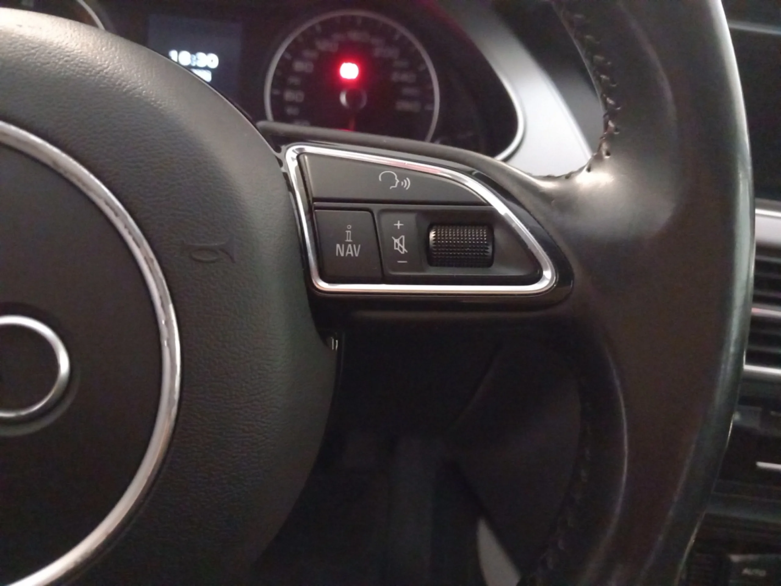 AUDI A4 2.0 TDI 150CV MULTITRONIC S LINE EDITION - Foto 10