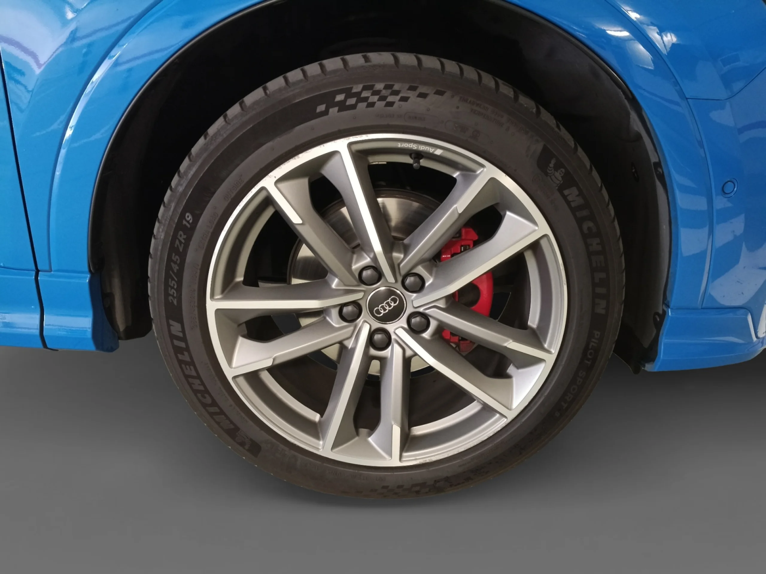 AUDI Q3 BLACK LINE 35 TDI 110KW (150CV) S TRONIC - Foto 8