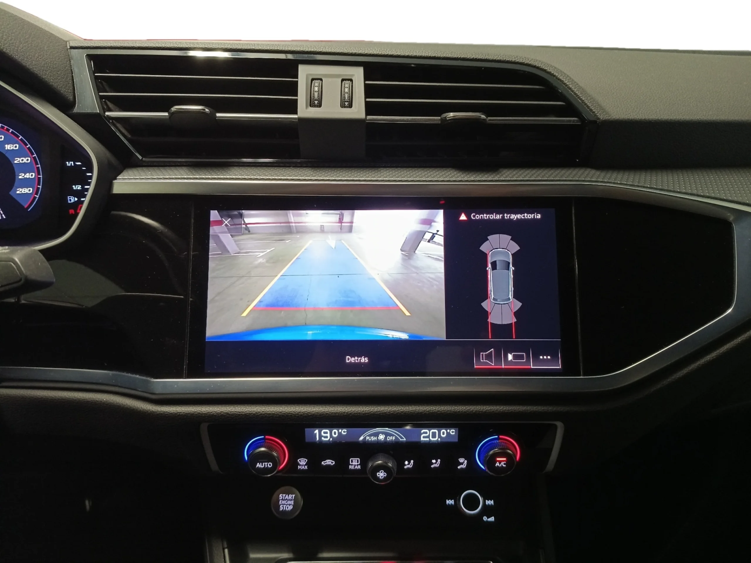 AUDI Q3 BLACK LINE 35 TDI 110KW (150CV) S TRONIC - Foto 9