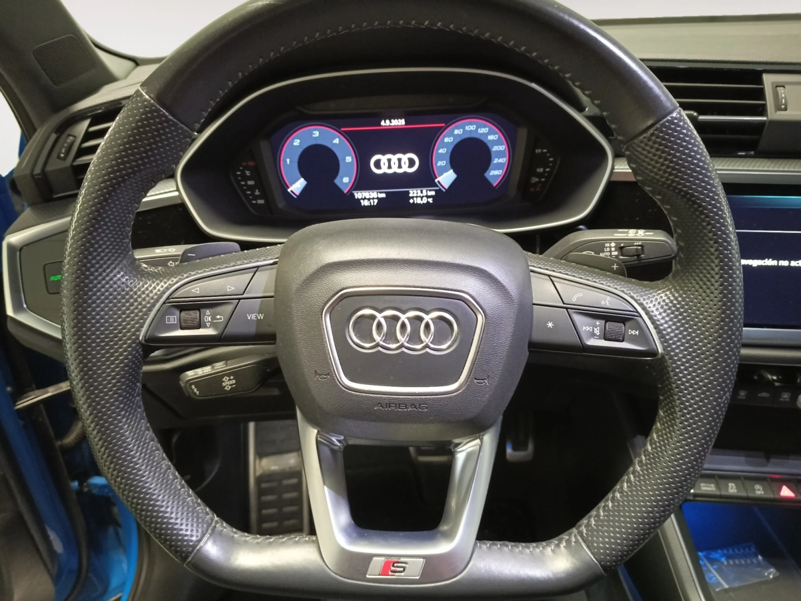 AUDI Q3 BLACK LINE 35 TDI 110KW (150CV) S TRONIC - Foto 11