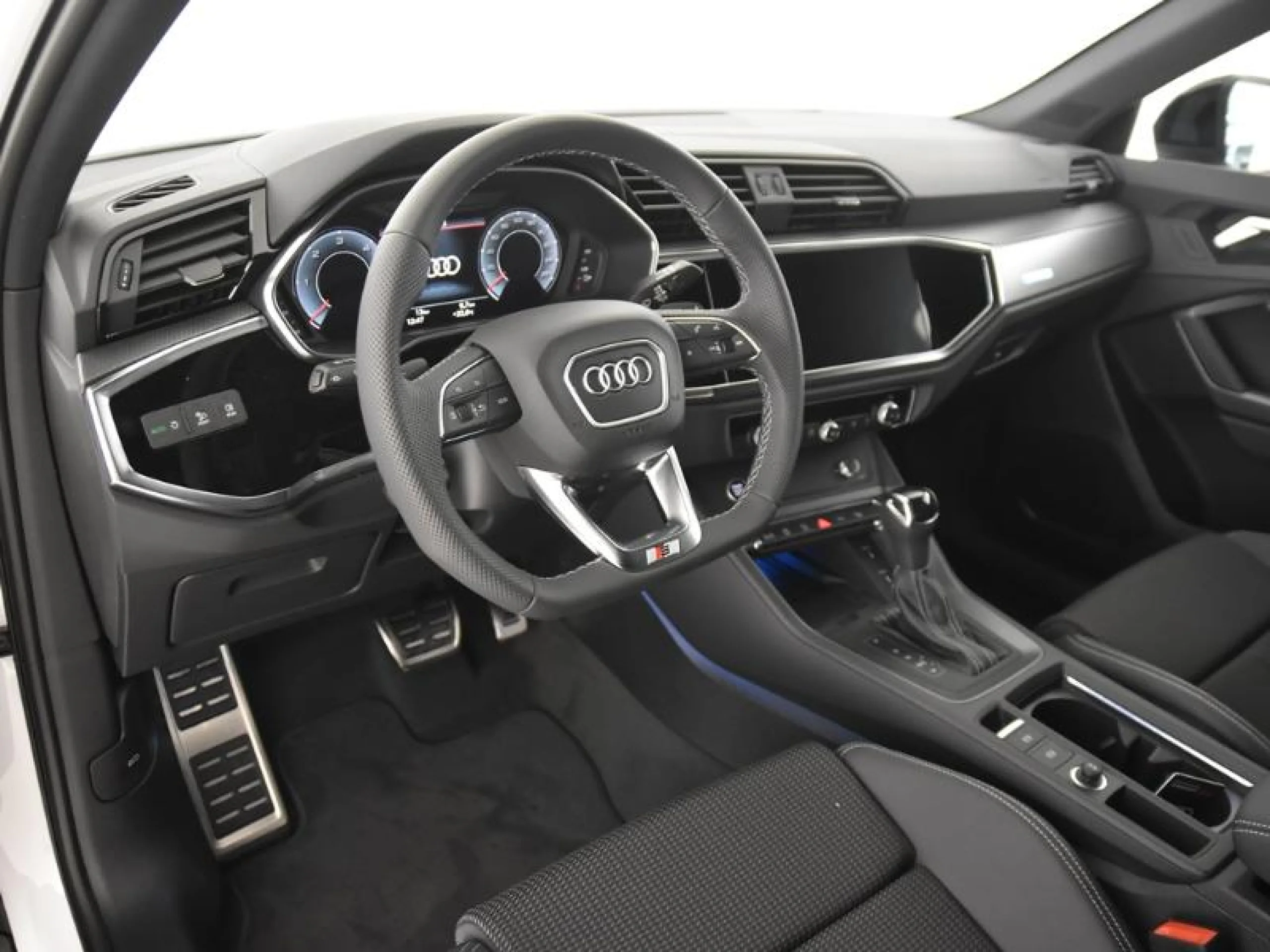 AUDI Q3 SPORTBACK BLACK LINE 35 TDI 110KW (150CV) S TRONIC - Foto 10