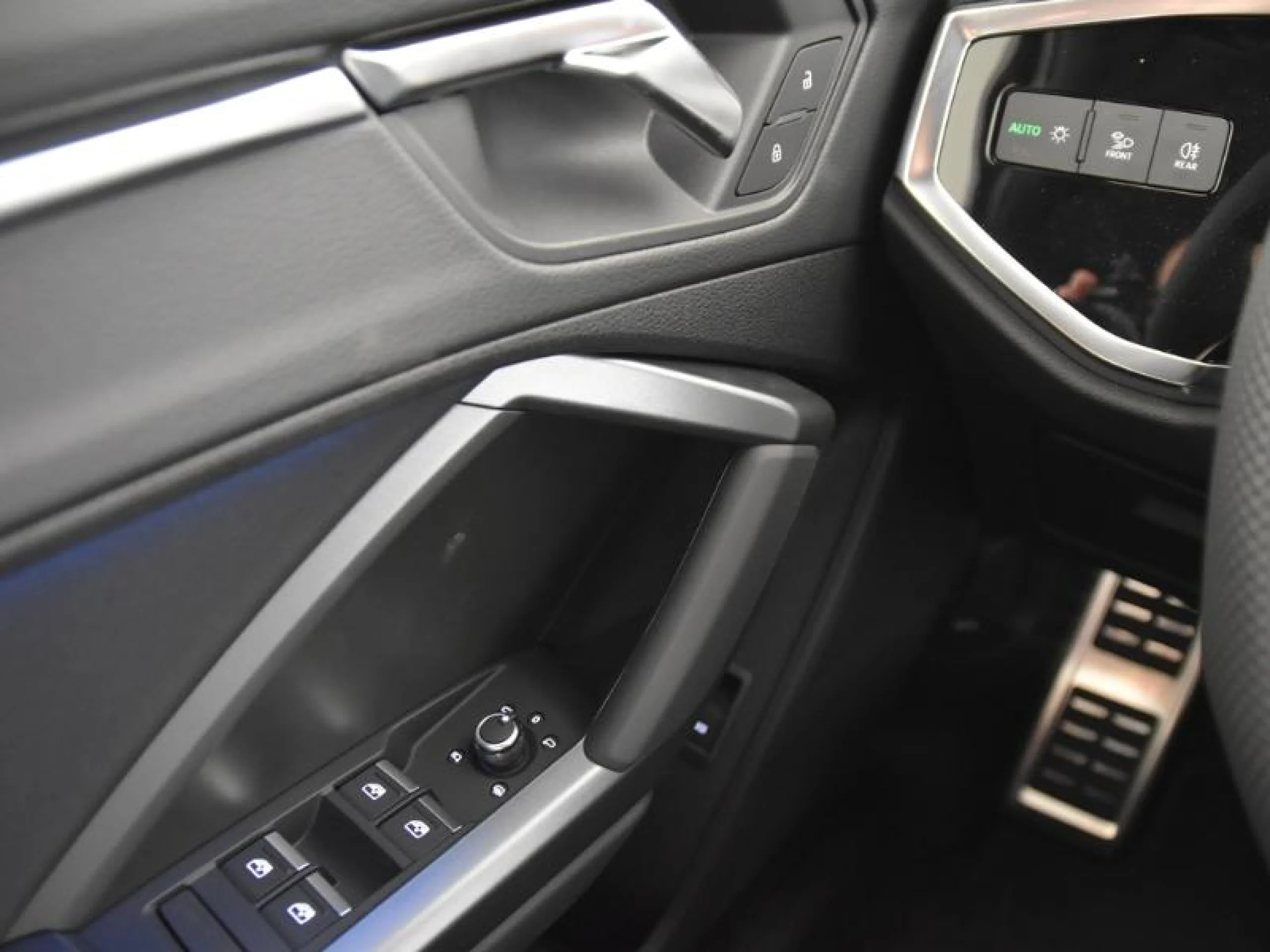 AUDI Q3 SPORTBACK BLACK LINE 35 TDI 110KW (150CV) S TRONIC - Foto 20