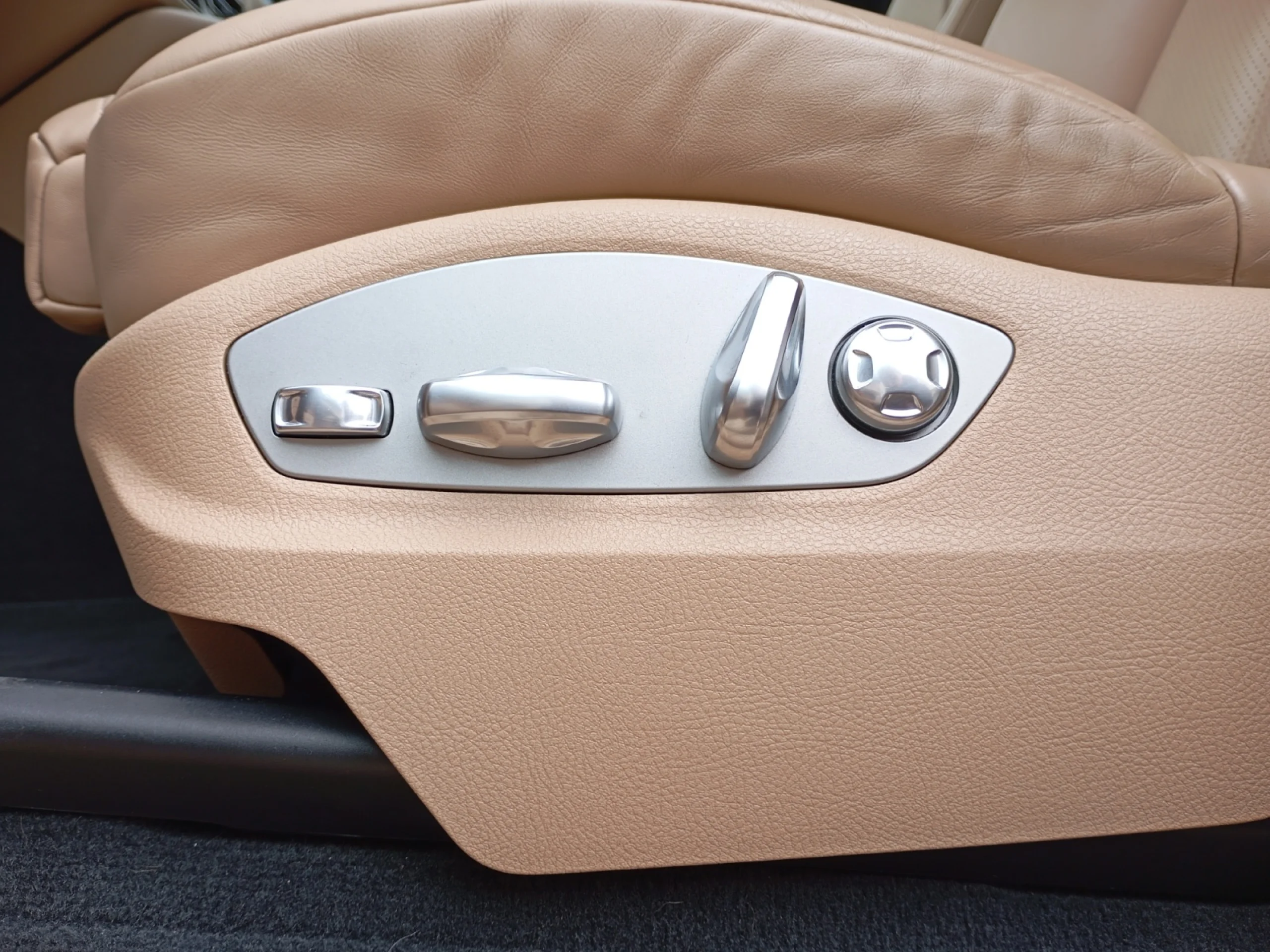PORSCHE MACAN MACAN - Foto 15