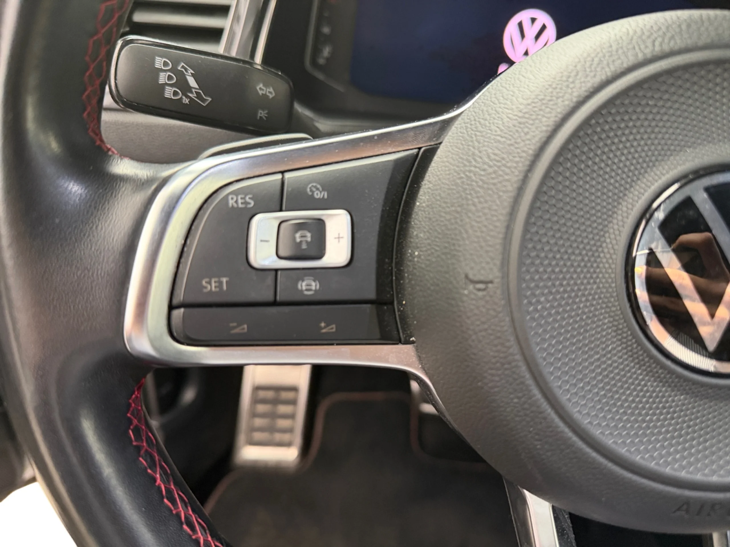 VOLKSWAGEN T ROC SPORT 1.5 TSI 110KW (150CV) DSG - Foto 11