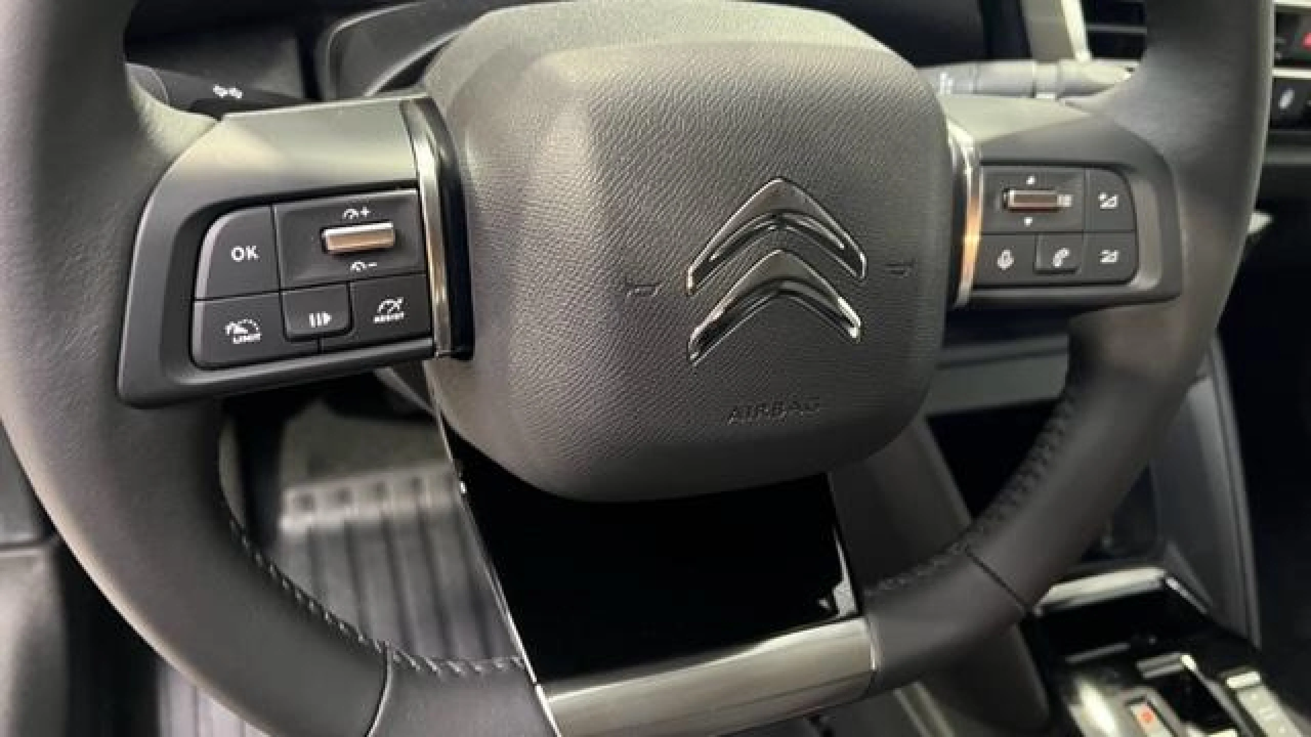 CITROEN Ë C4 Ë C4 ELÉCTRICO 100KW FEEL PACK - Foto 17