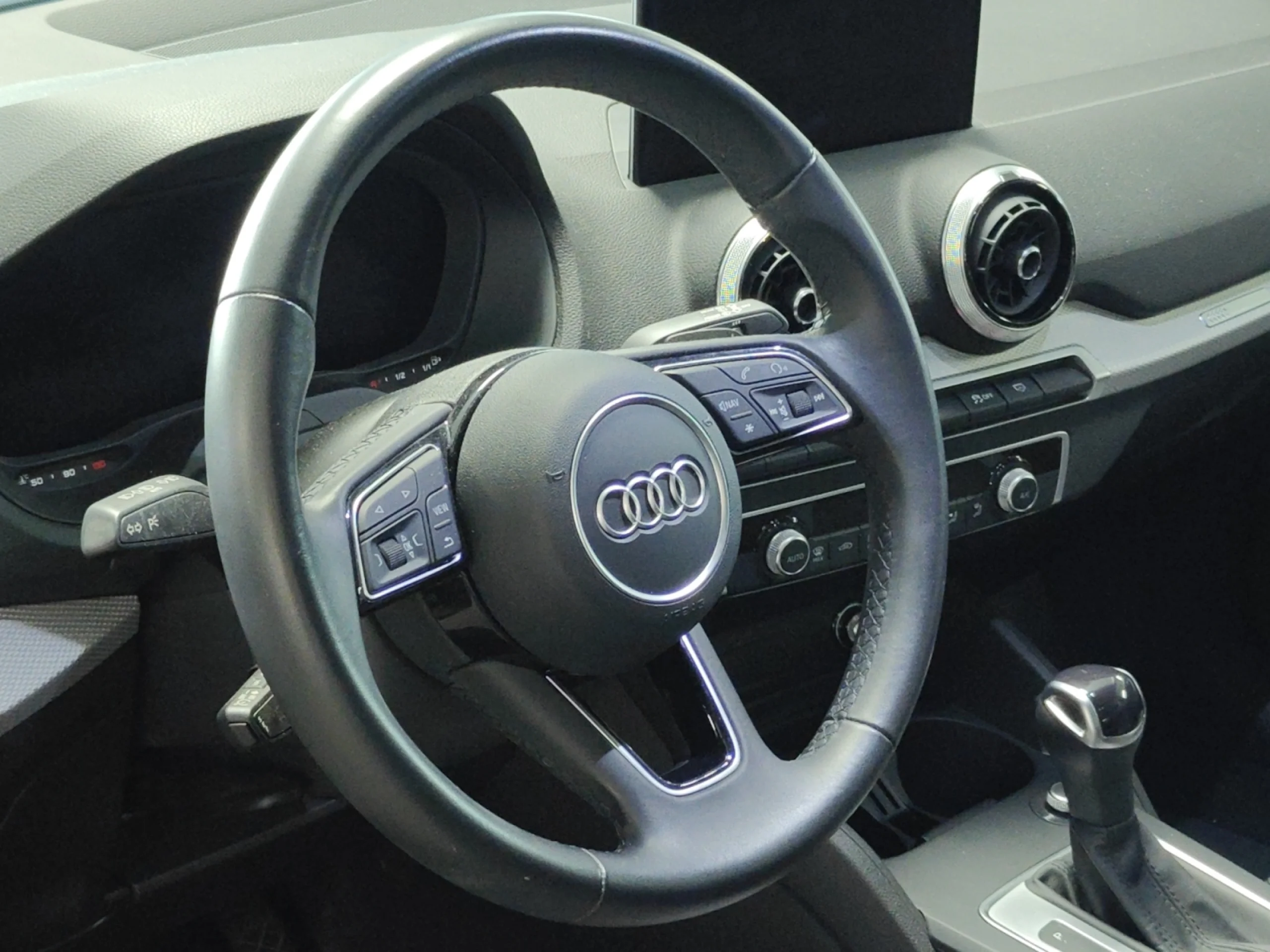 AUDI Q2 BLACK LINE 30 TDI 85KW (116CV) S TRONIC - Foto 12