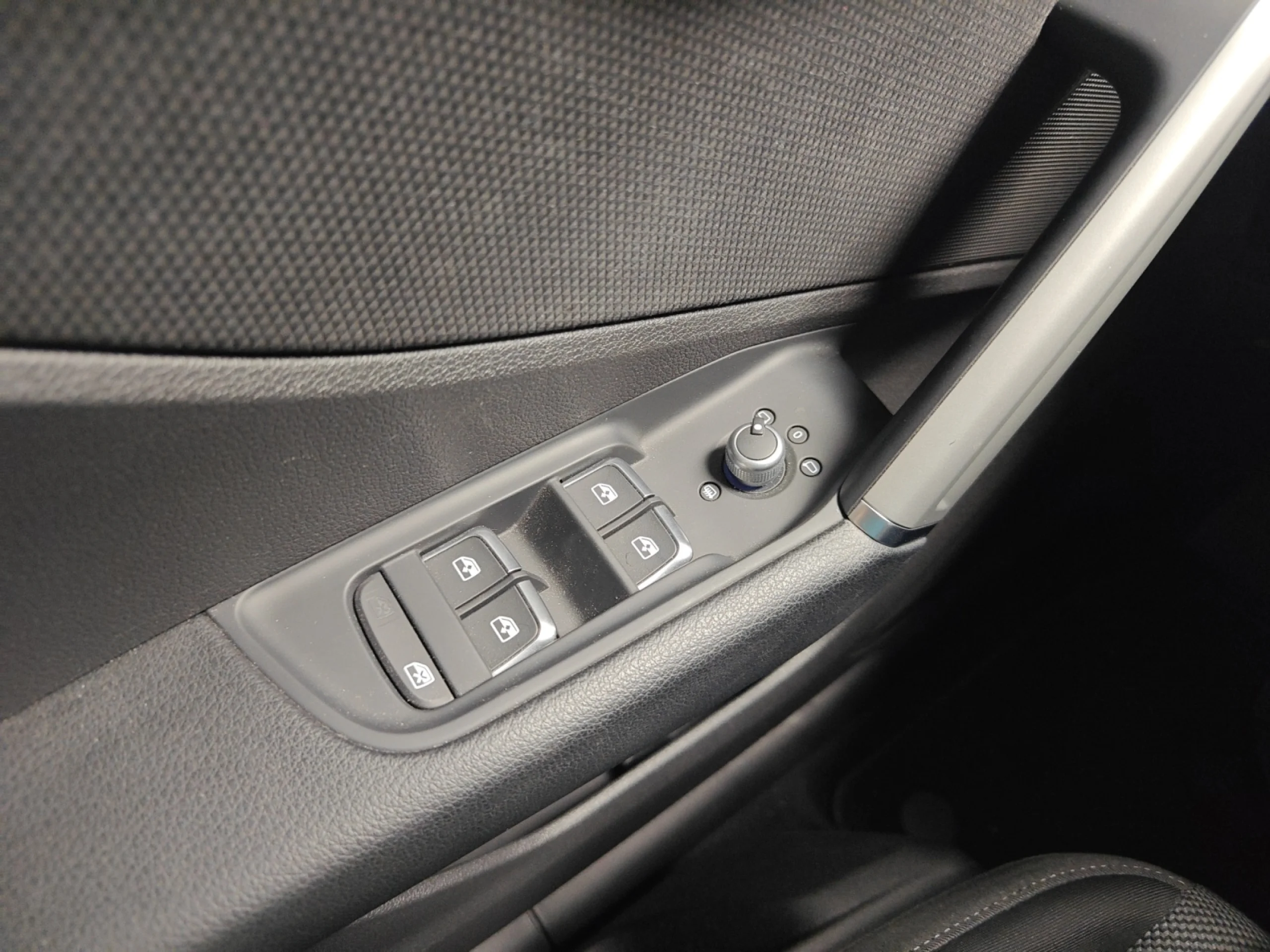 AUDI Q2 BLACK LINE 30 TDI 85KW (116CV) S TRONIC - Foto 16