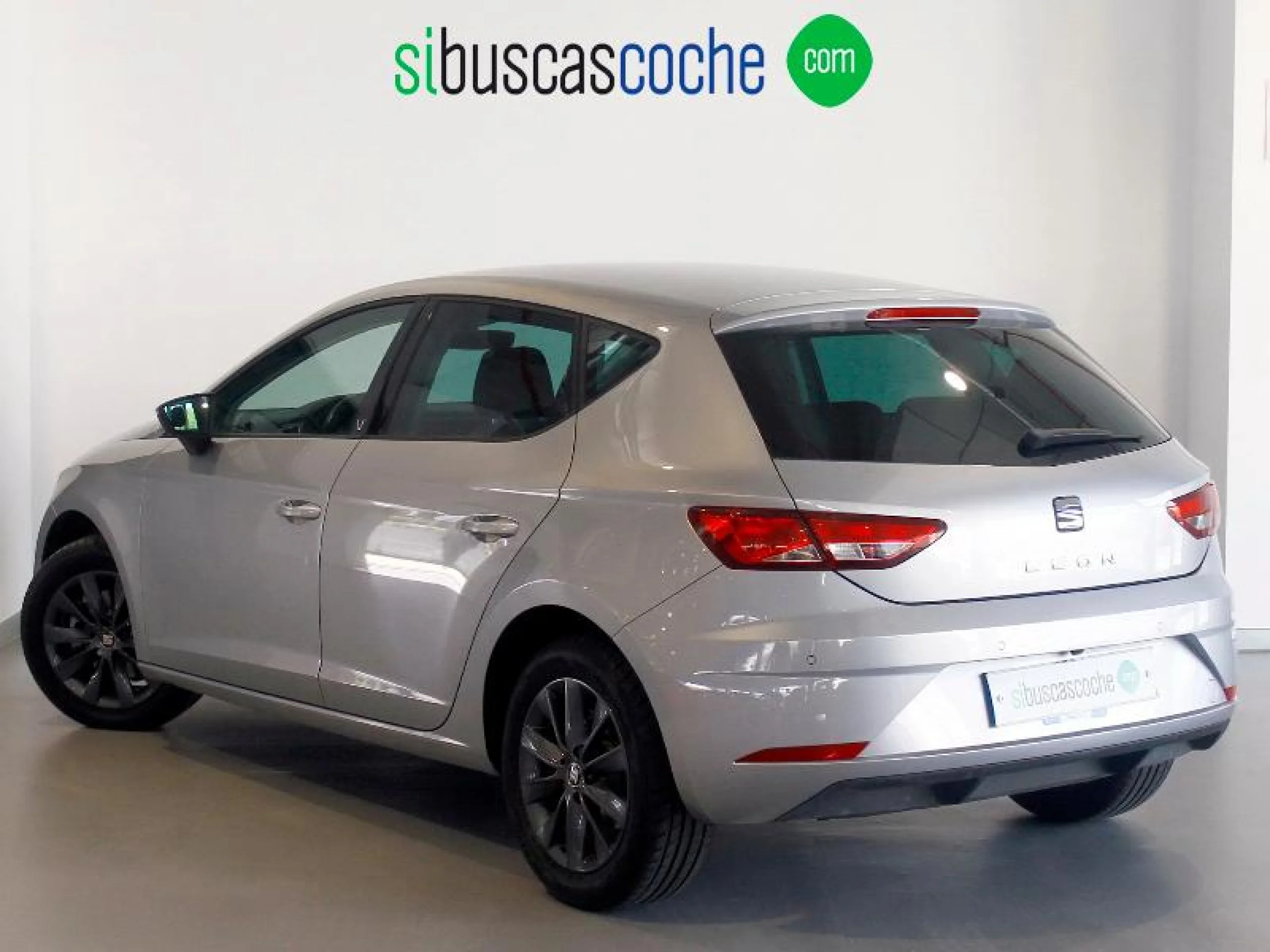 SEAT LEON 1.6 TDI 85KW (115CV) S&S STYLE VISIO ED - Foto 2
