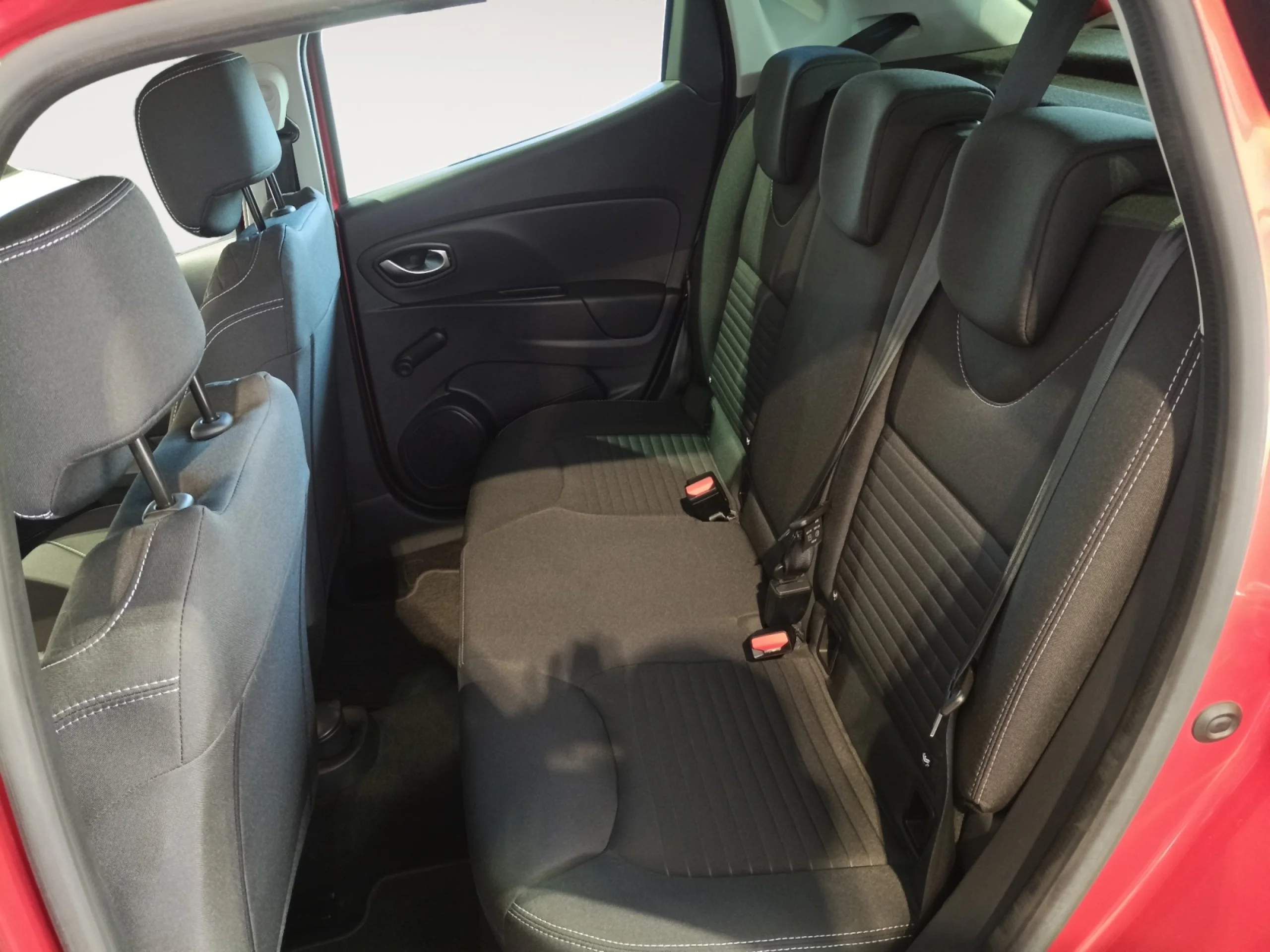 RENAULT CLIO LIFE 1.2 16V 55KW (75CV) - Foto 6