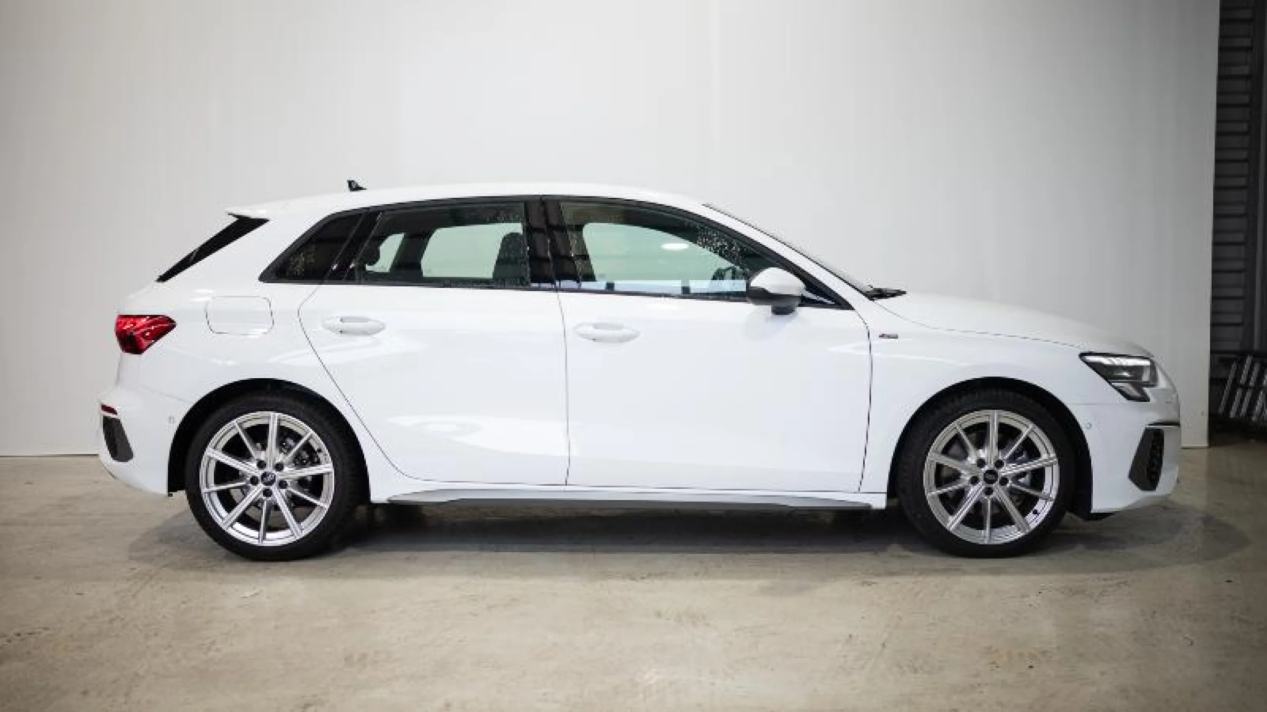 AUDI A3 SPORTBACK S LINE 30 TDI 85KW (116CV) - Foto 3