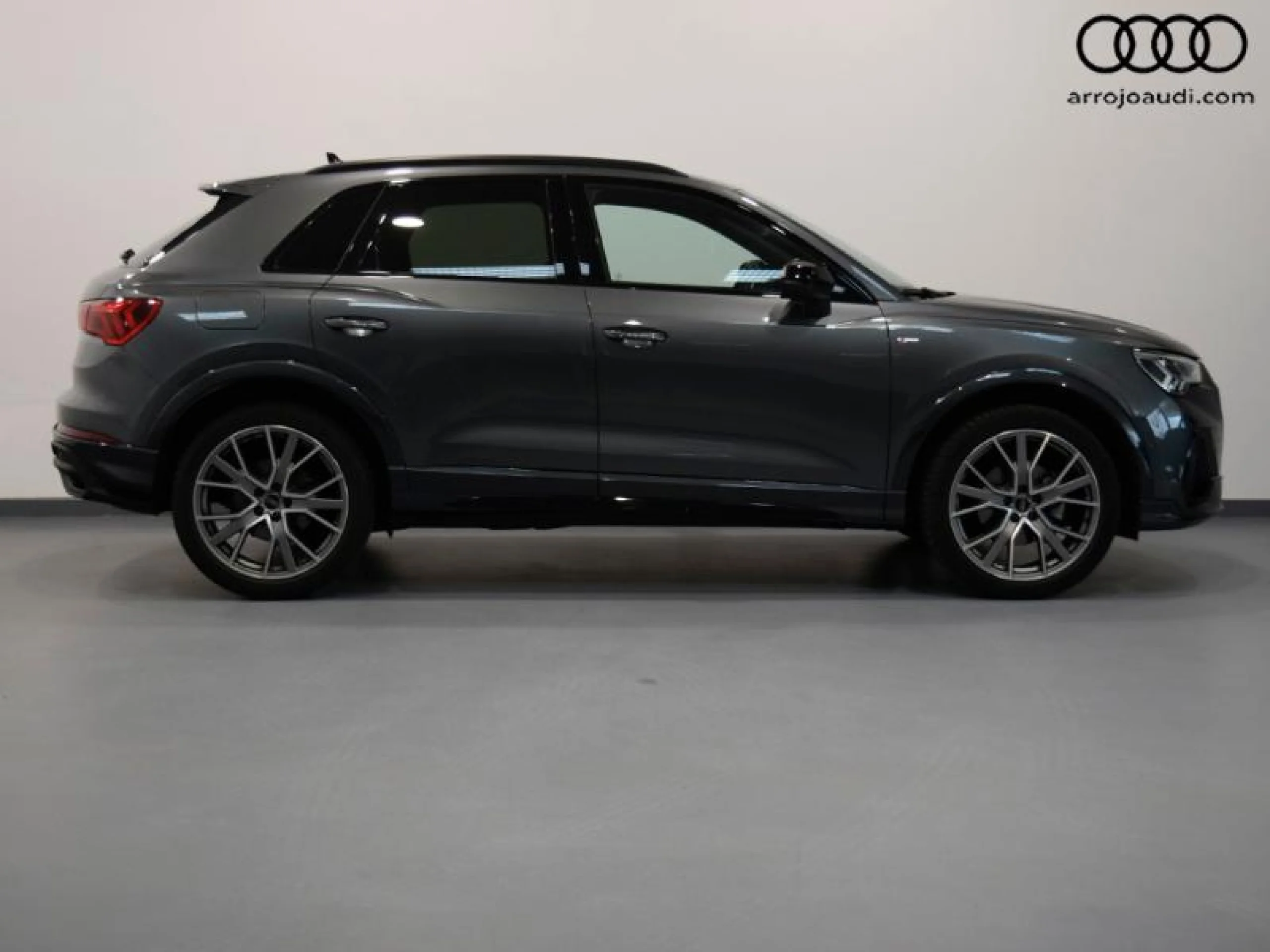 AUDI Q3 BLACK LINE 35 TDI 110KW (150CV) S TRONIC - Foto 3