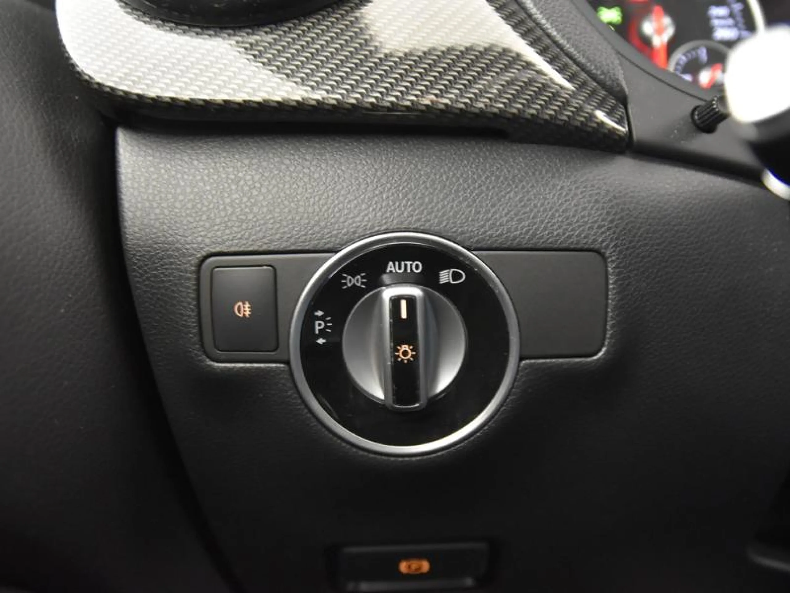 MERCEDES-BENZ CLASE B B 200 D 4MATIC - Foto 19