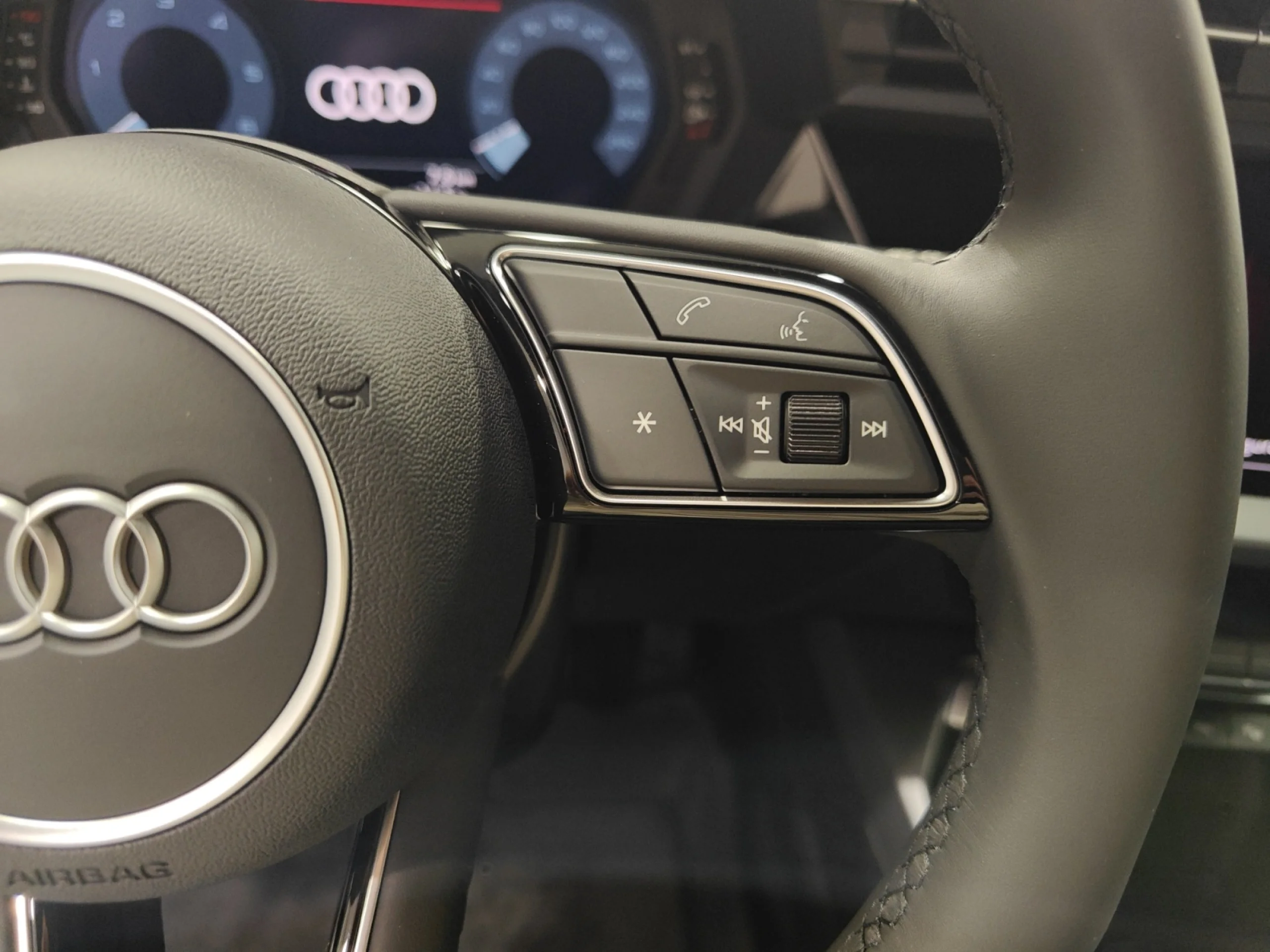 AUDI A3 SEDAN ADVANCED TDI 85KW - Foto 10