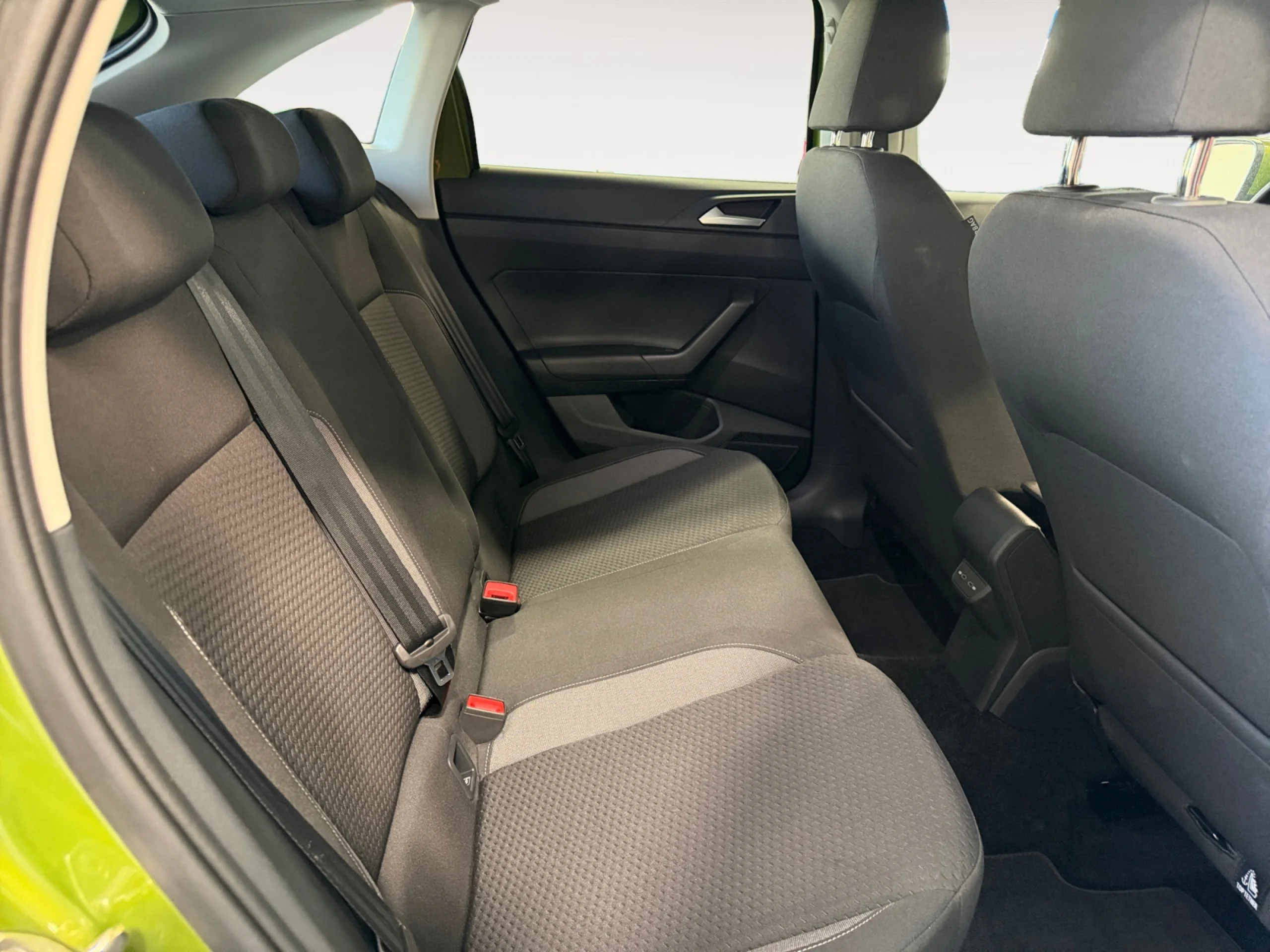 VOLKSWAGEN TAIGO LIFE 1.0 TSI 81KW (110CV) DSG - Foto 6