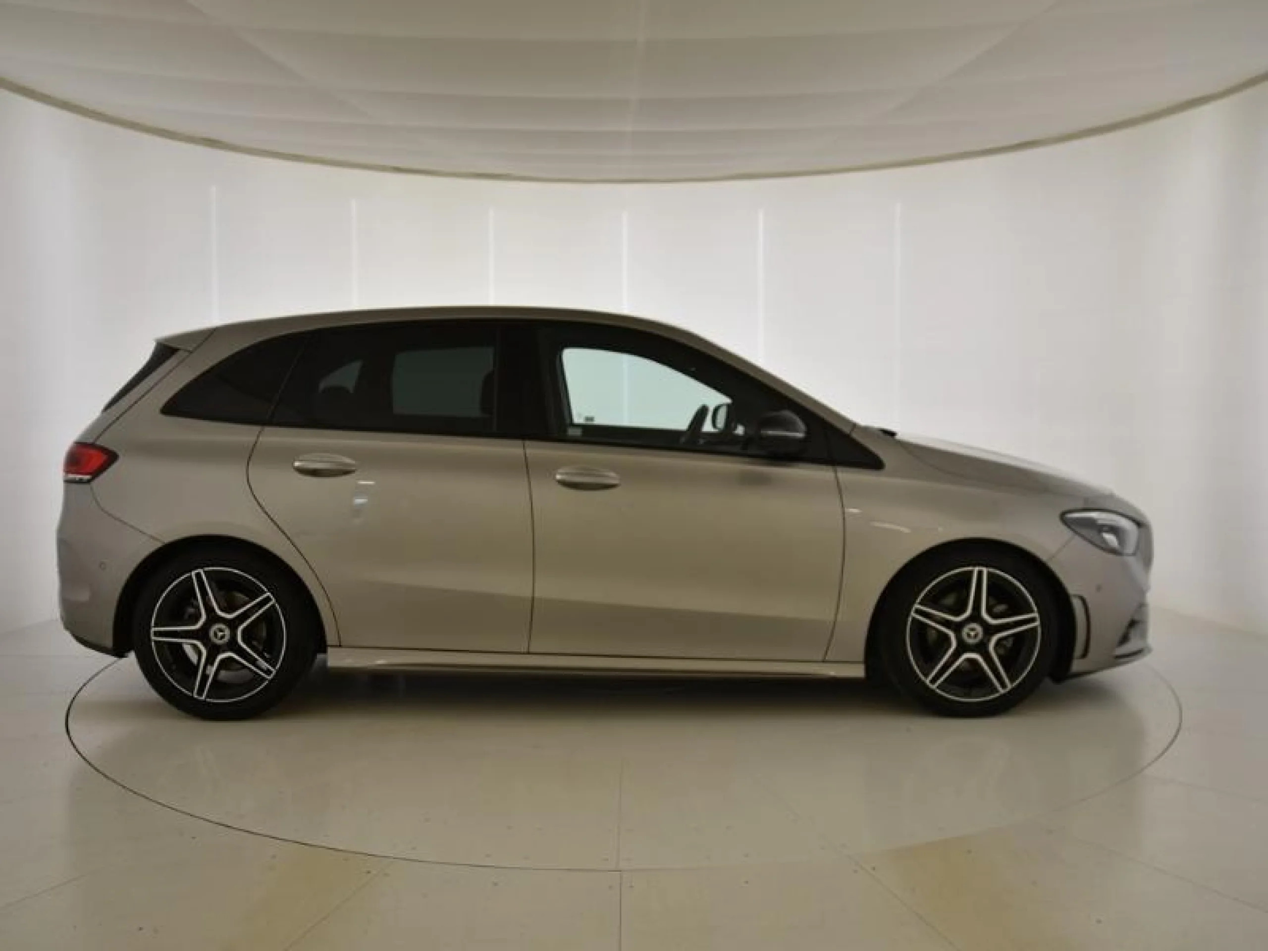 MERCEDES-BENZ CLASE B B 200 - Foto 3