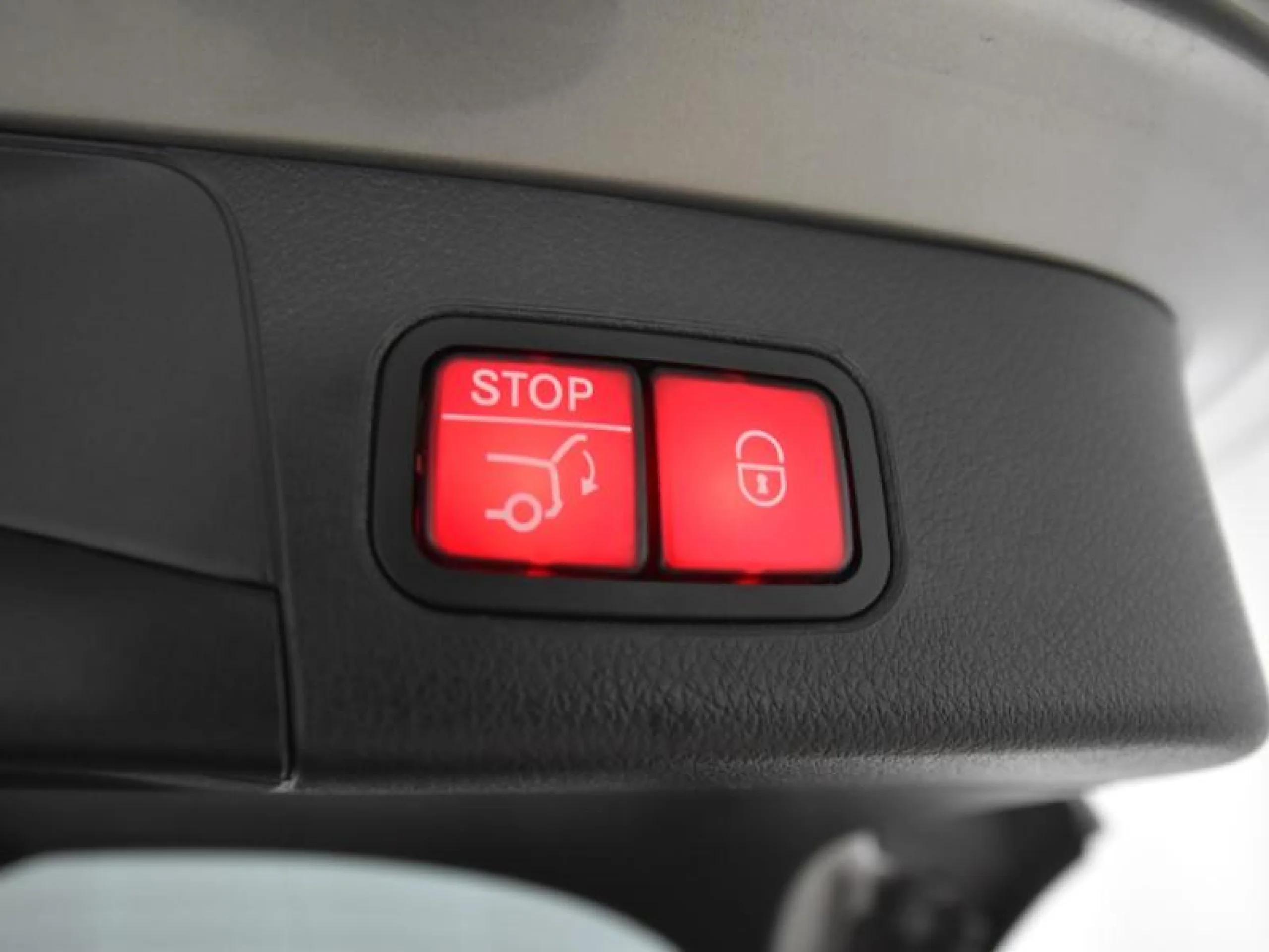 MERCEDES-BENZ CLASE B B 200 - Foto 9