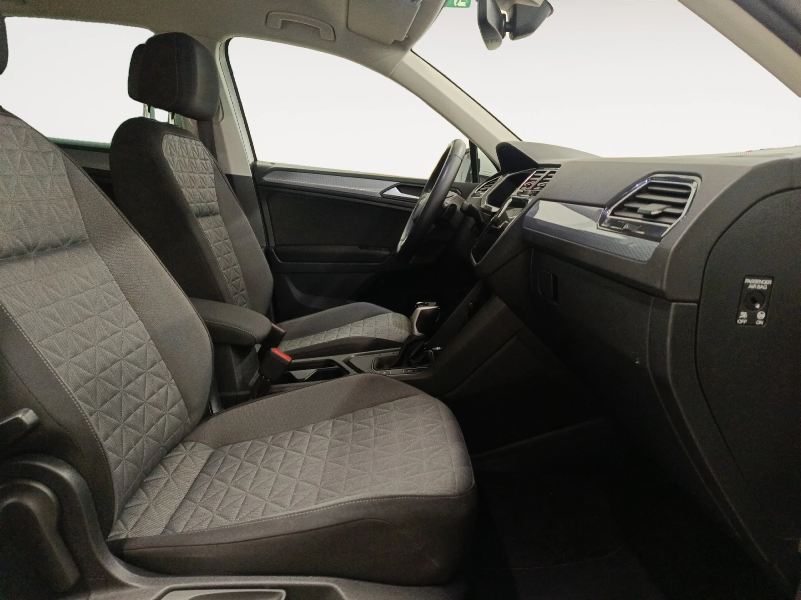 VOLKSWAGEN TIGUAN LIFE 2.0 TDI 110KW (150CV) DSG - Foto 5