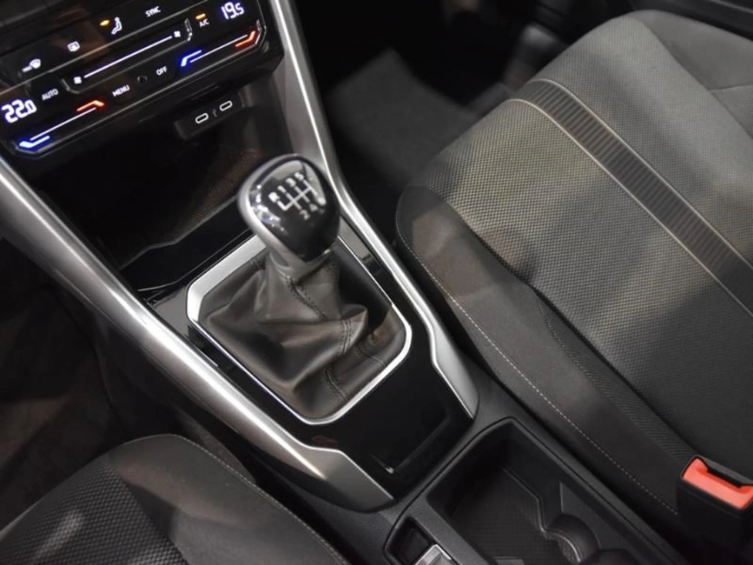 VOLKSWAGEN T ROC T ROC LIFE 1.0 TSI 85 KW (115 CV)  6 VEL. - Foto 10