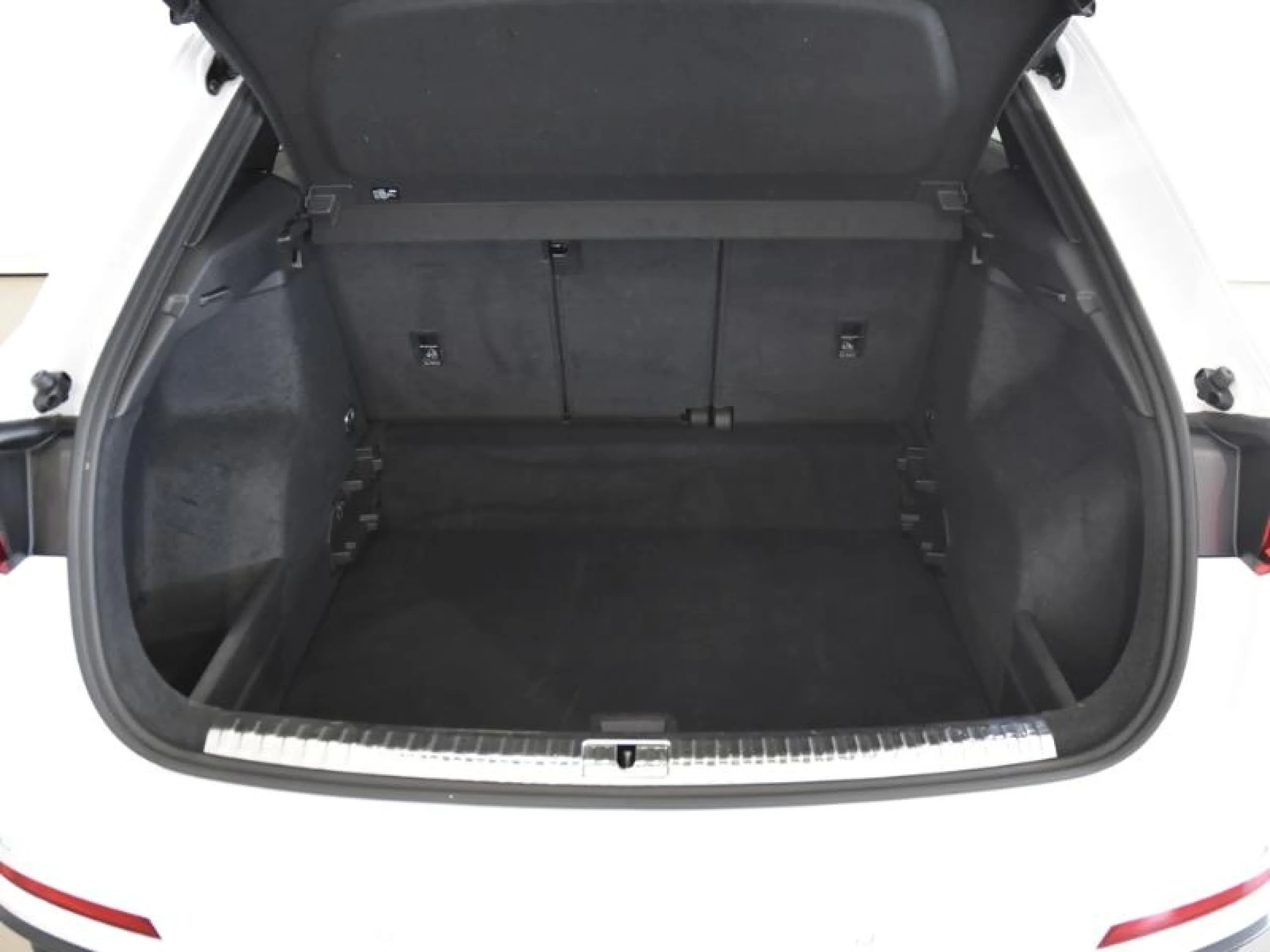 AUDI Q3 BLACK LINE 35 TDI 110KW (150CV) S TRONIC - Foto 7