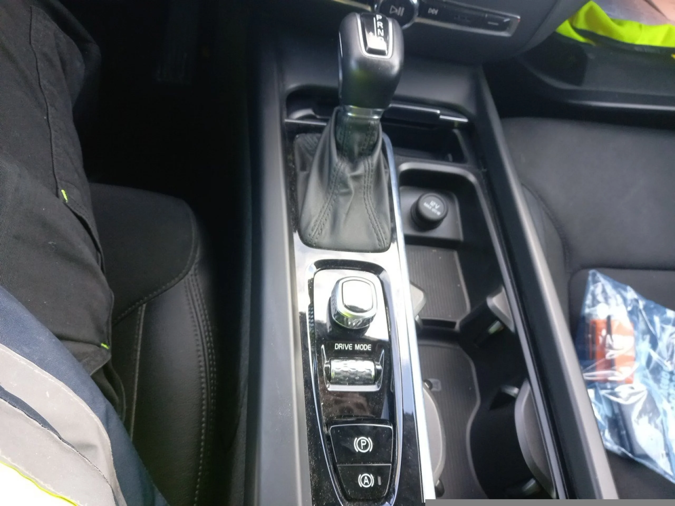 VOLVO V60 2.0 D4 BUSINESS PLUS AUTO - Foto 11