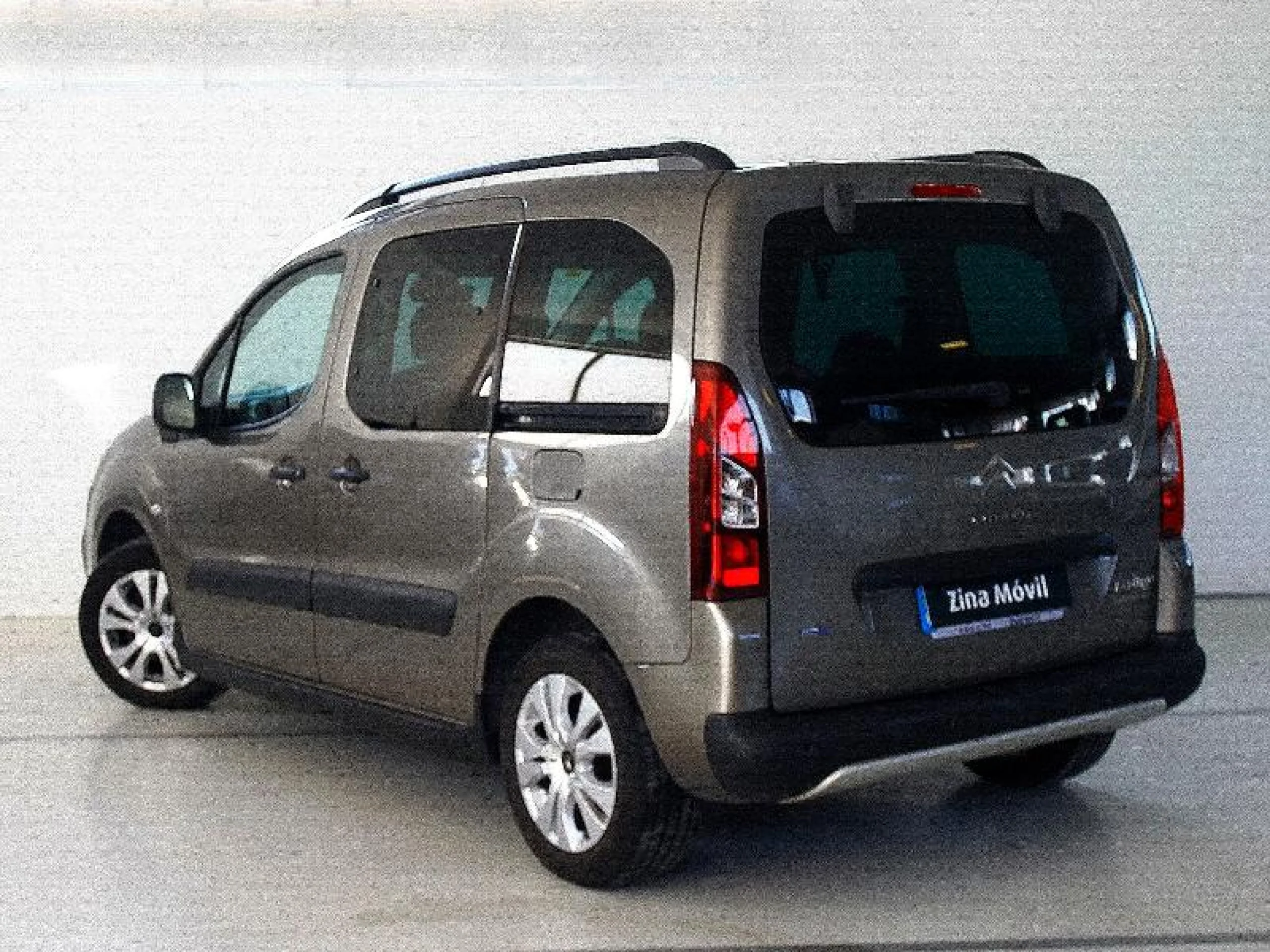 CITROEN BERLINGO MULTISPACE XTR PLUS BLUEHDI 120 S - Foto 10