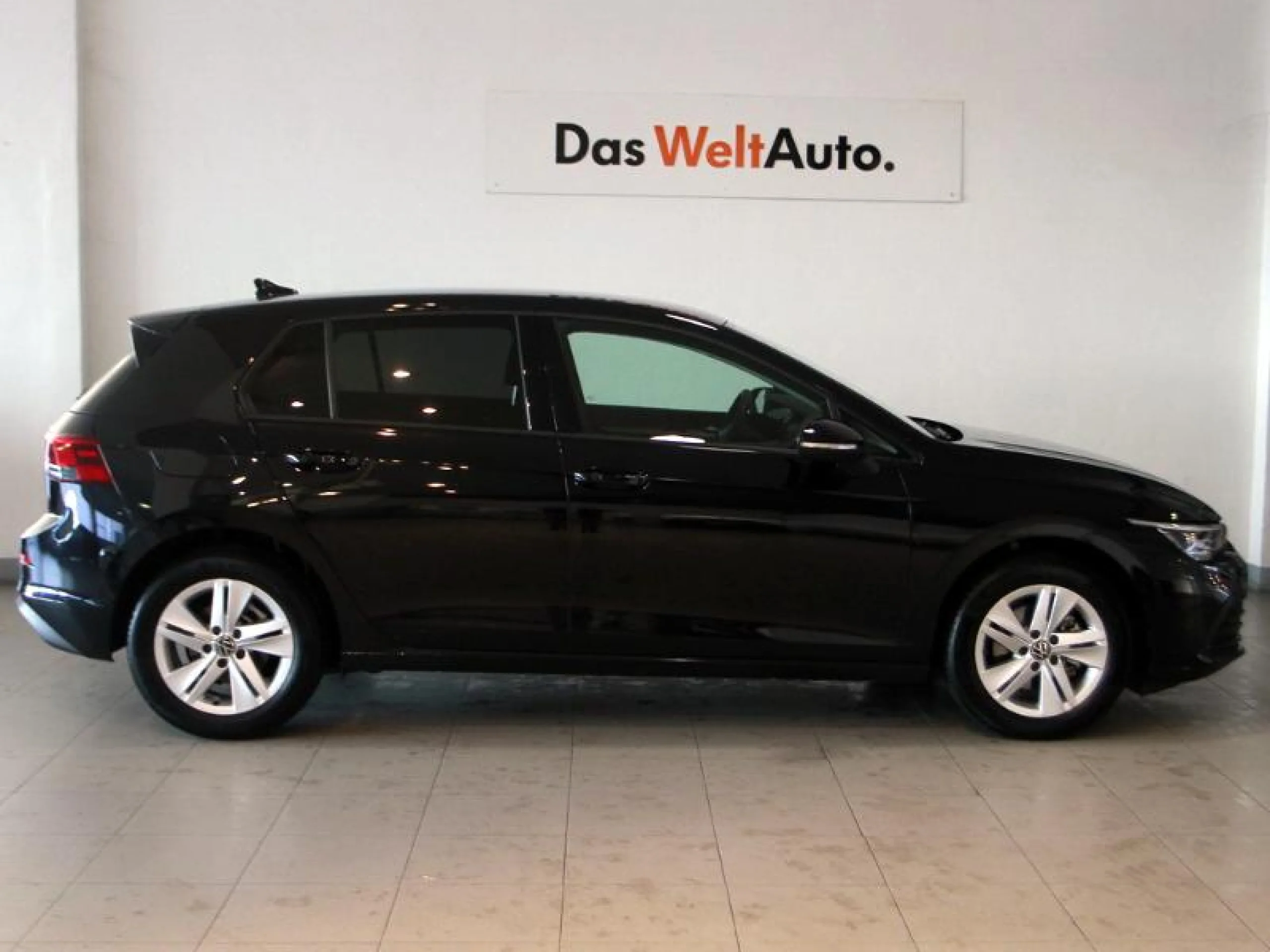VOLKSWAGEN GOLF LIFE 1.0 TSI 81KW (110CV) - Foto 3