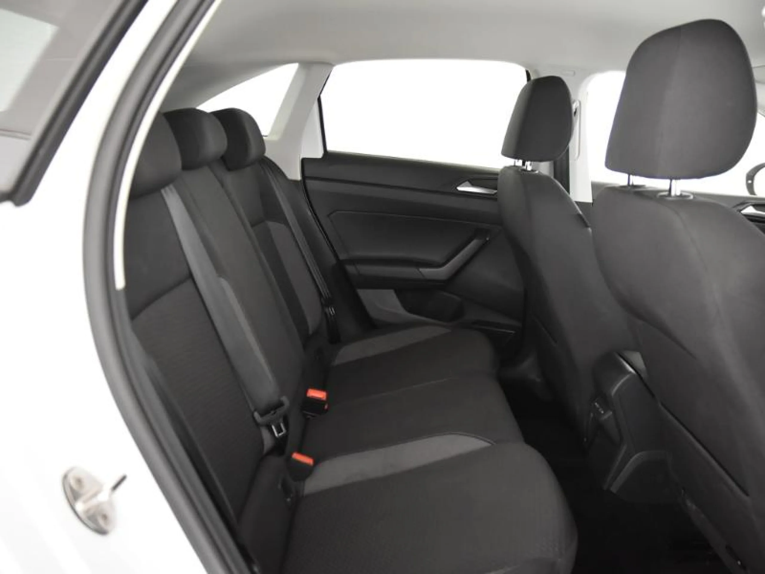 VOLKSWAGEN TAIGO TAIGO MÁS  1.0 TSI 85 KW (116 CV )  6 VEL. - Foto 5