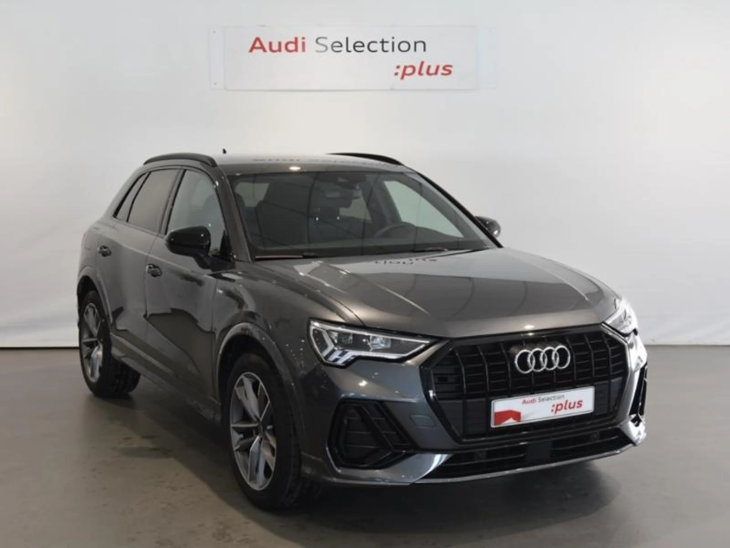 AUDI Q3 BLACK LINE 35 TDI 110KW (150CV) S TRONIC - Foto 1