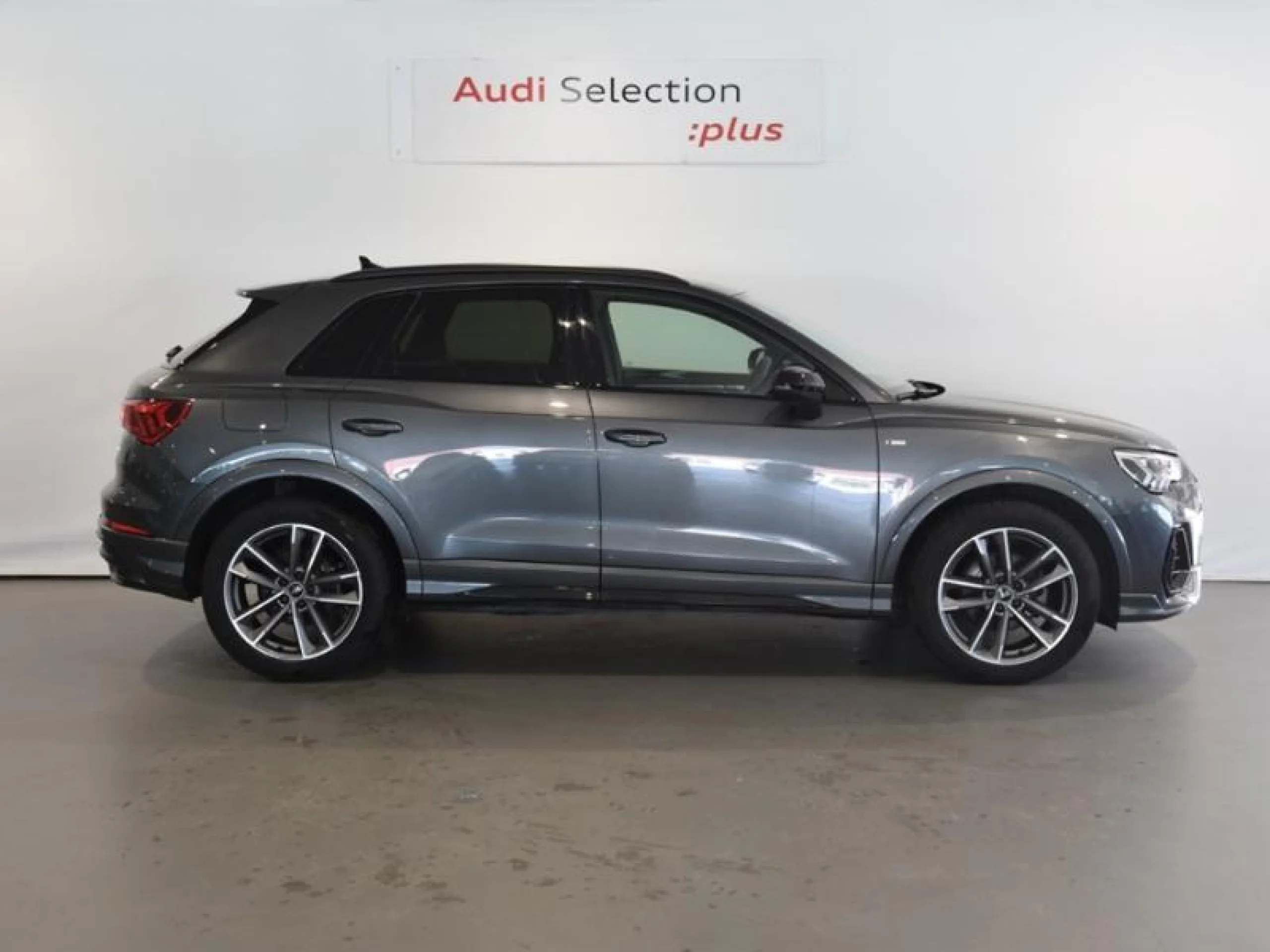 AUDI Q3 BLACK LINE 35 TDI 110KW (150CV) S TRONIC - Foto 3