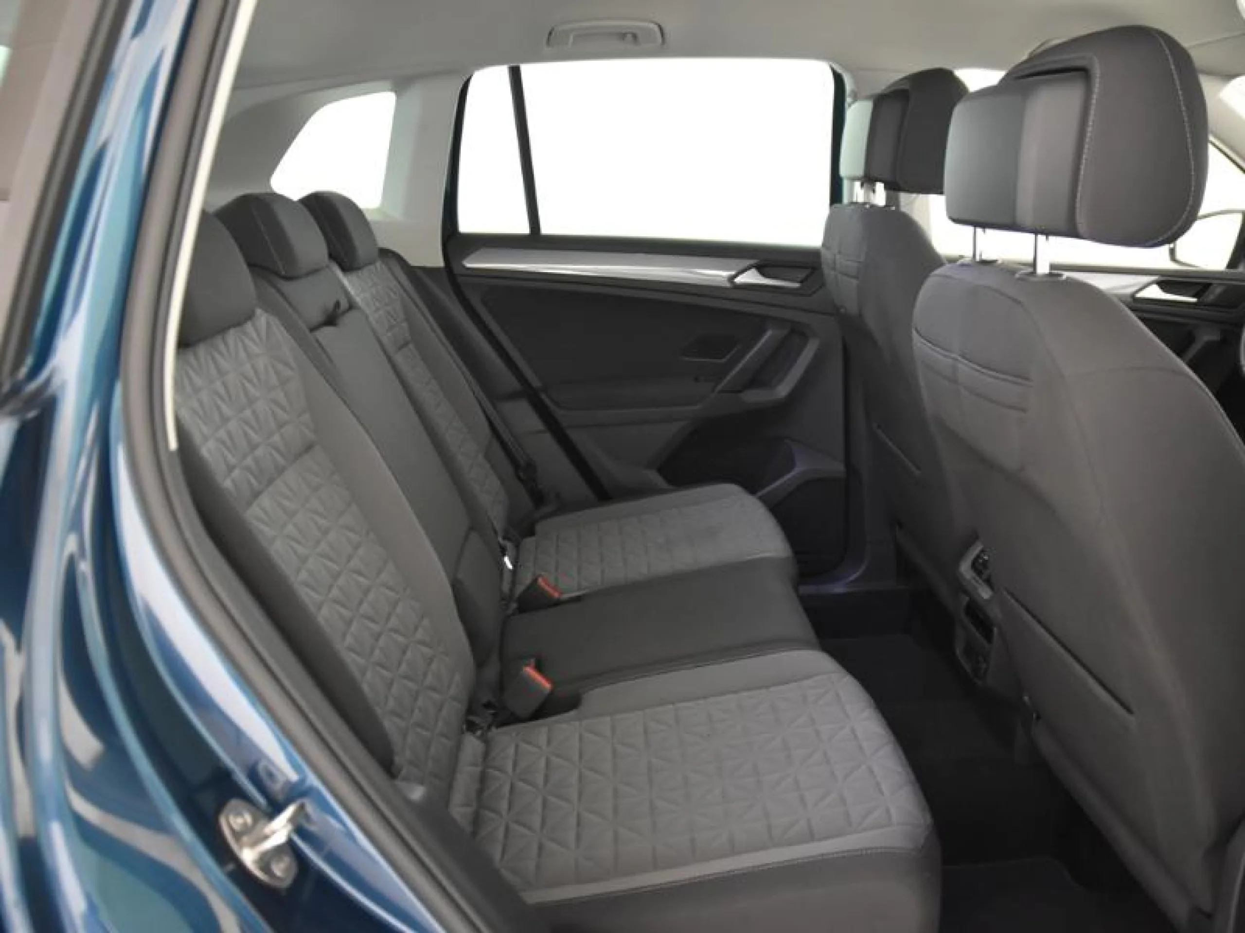 VOLKSWAGEN TIGUAN LIFE 1.5 TSI 110KW (150CV) - Foto 6